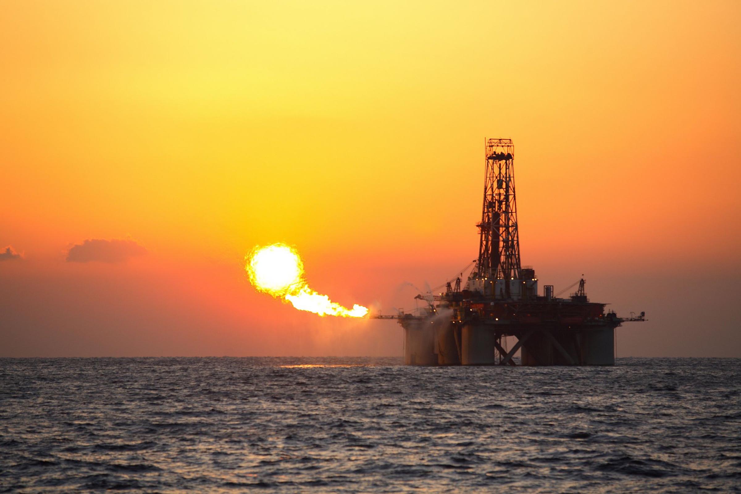 As reservas provadas de óleo, condensado (um hidrocarboneto leve) e gás natural da Petrobras atingiram 12,415 bilhões de barris de óleo equivalente (boe), em 31 de dezembro de 2017.