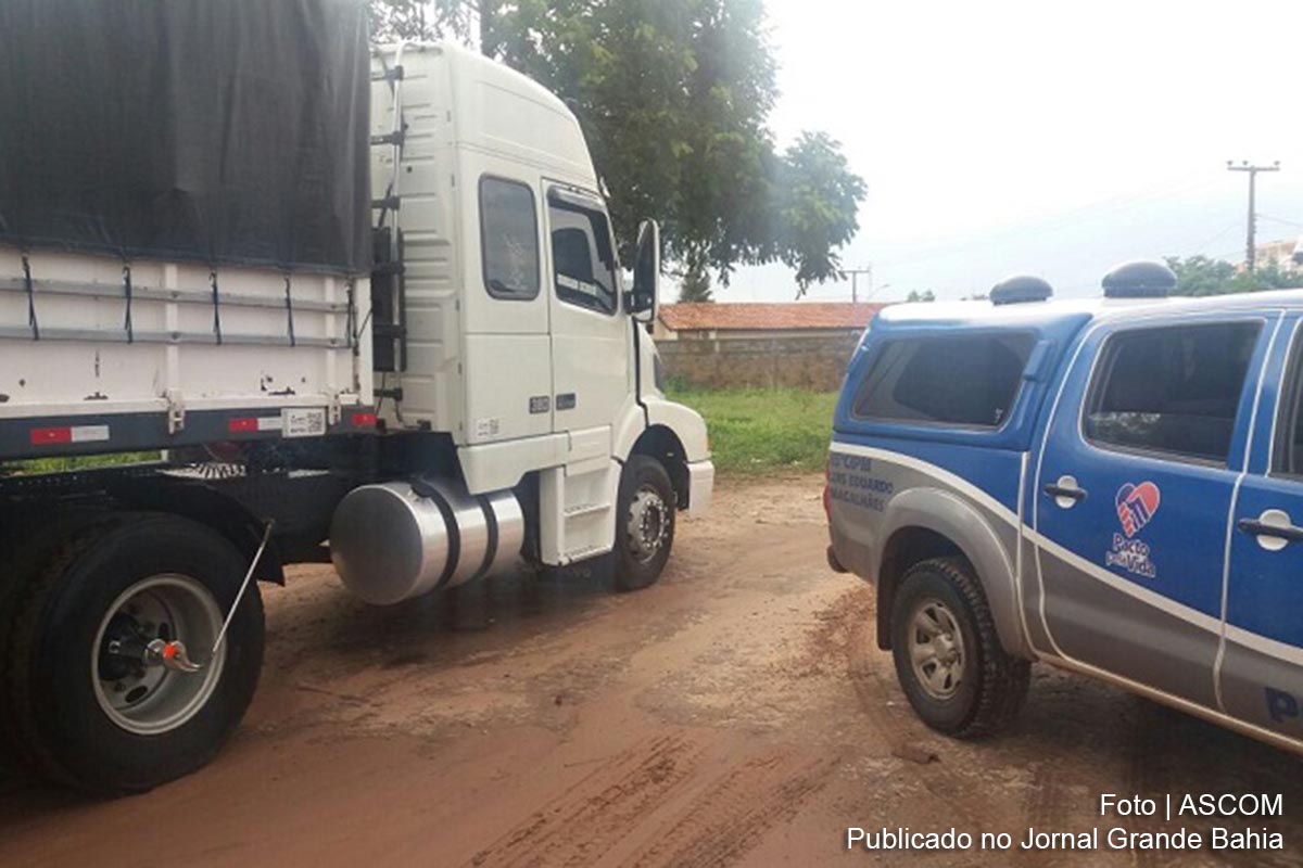 Disque-denúncia 08002216695 é criado para receber ligações de revendedores de combustíveis com caminhões-tanques roubados.