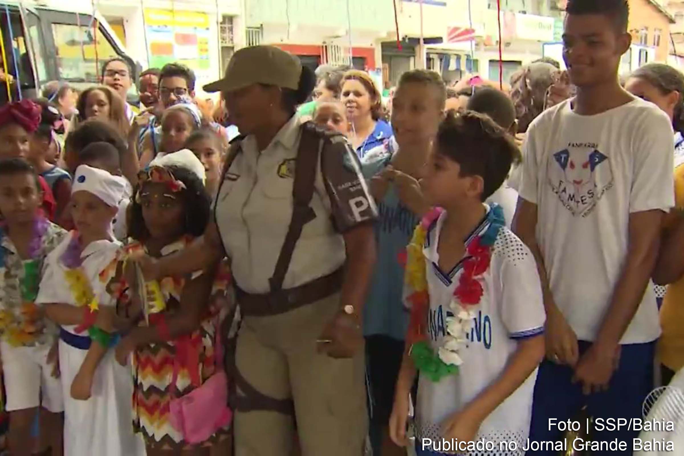 Primeiro Baile Infantil da Biblioteca de Extensão, realizado em Salvador.
