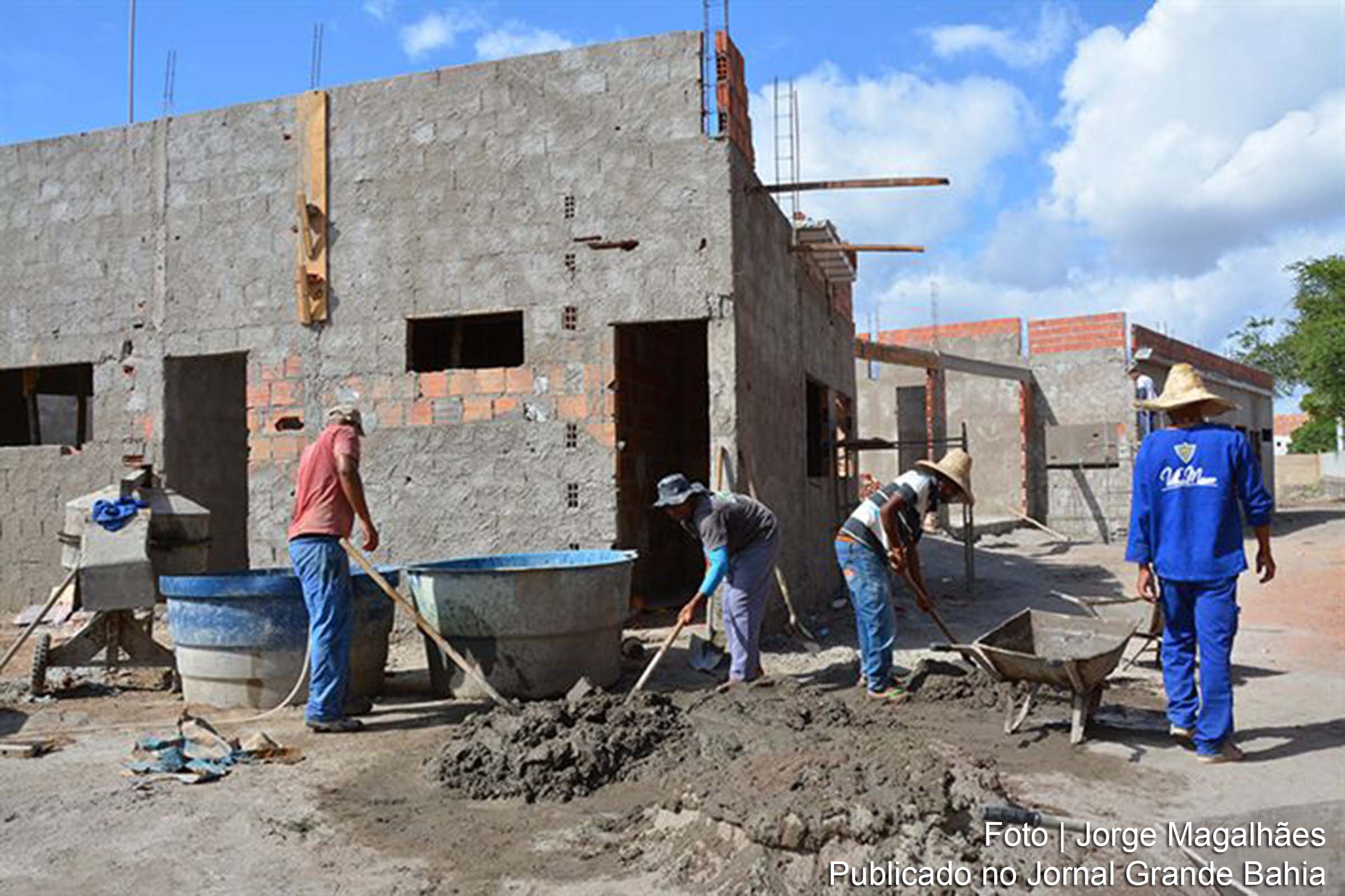 Obras do Centro de Atenção à Pessoa da Terceira Idade, em Feira de Santana.