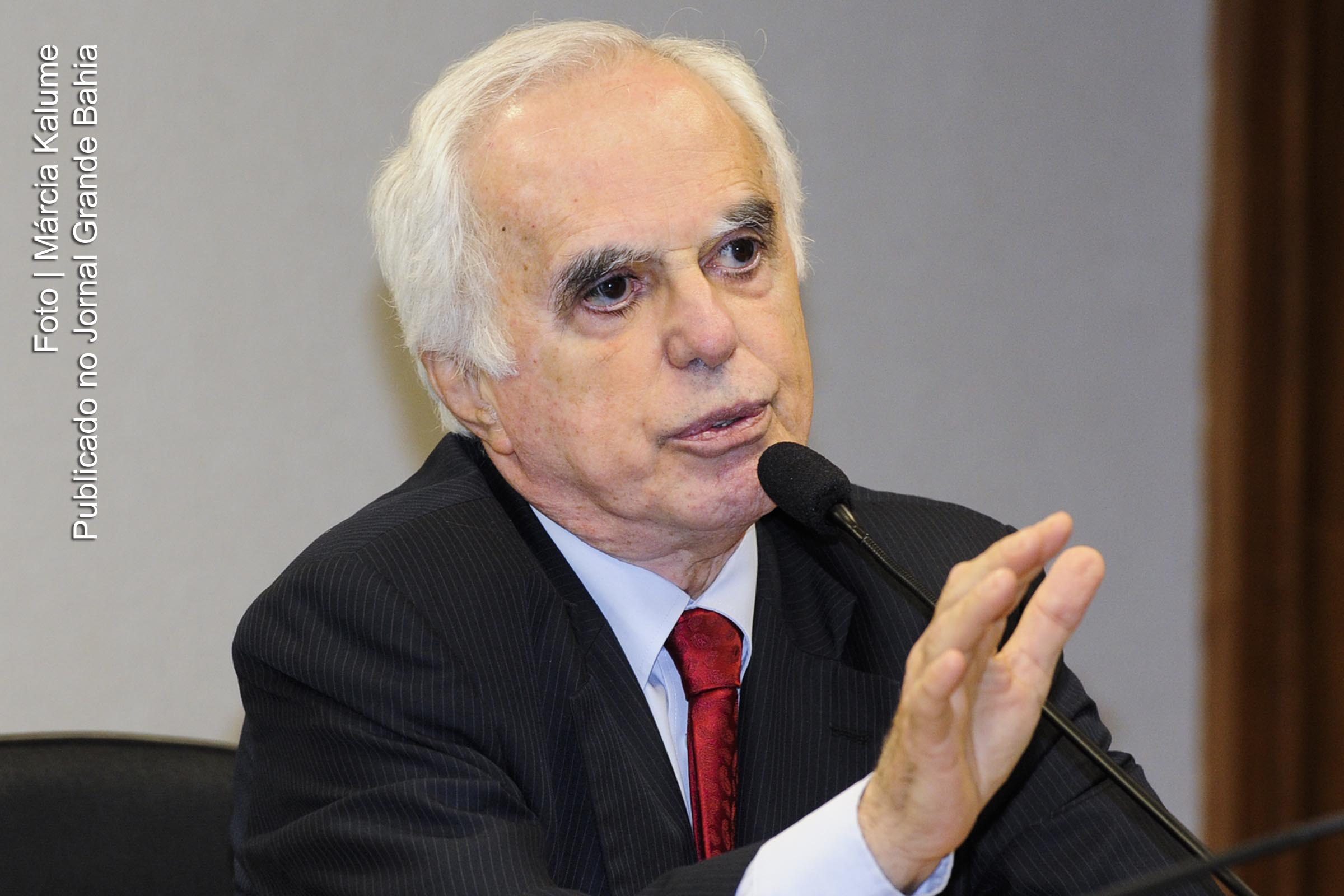 Embaixador Samuel Pinheiro Guimarães Neto assume Secretaria de Assuntos Estratégicos da Presidência.