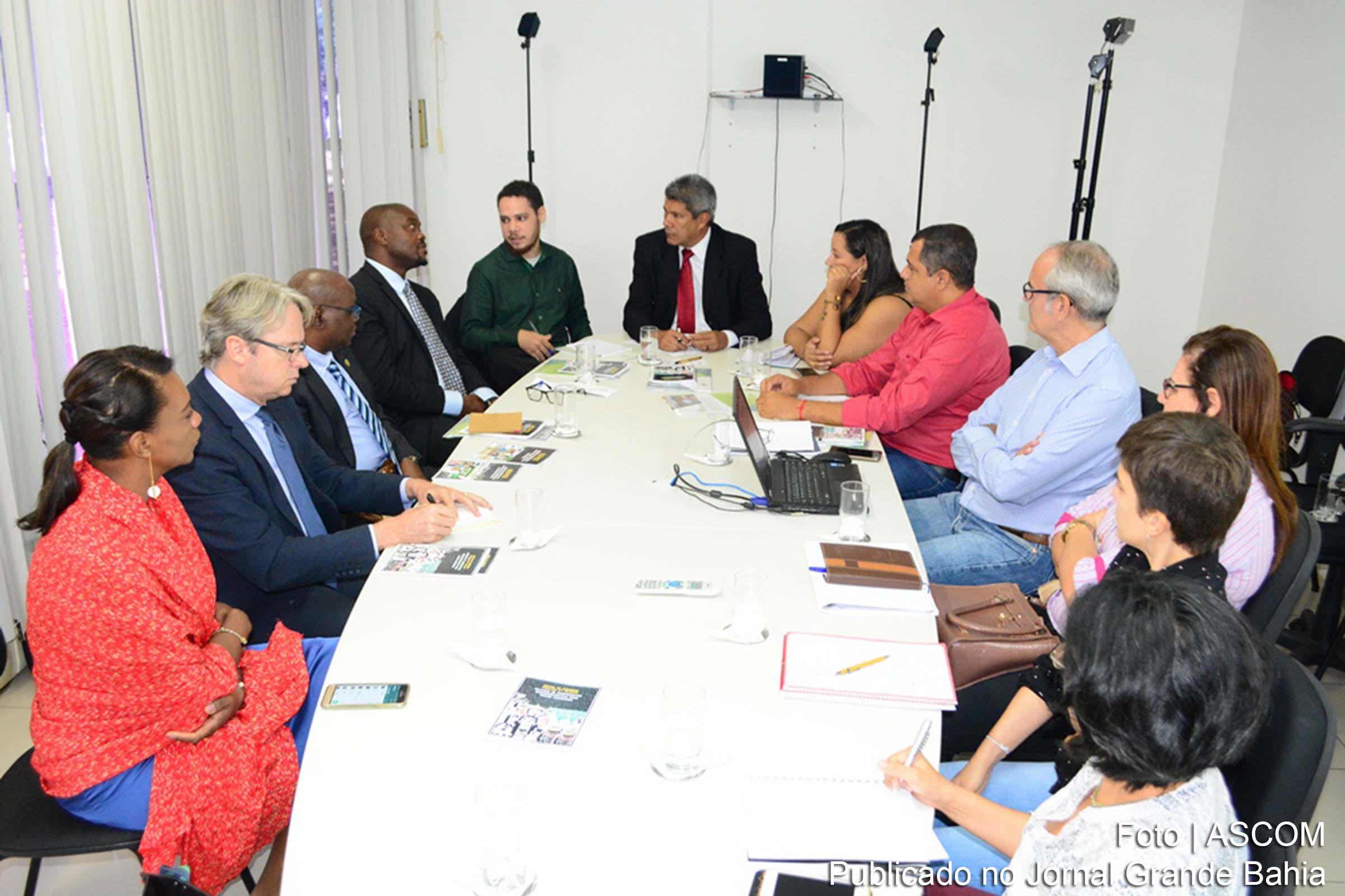 Bahia recebe embaixador da África do Sul para discutir desenvolvimento rural