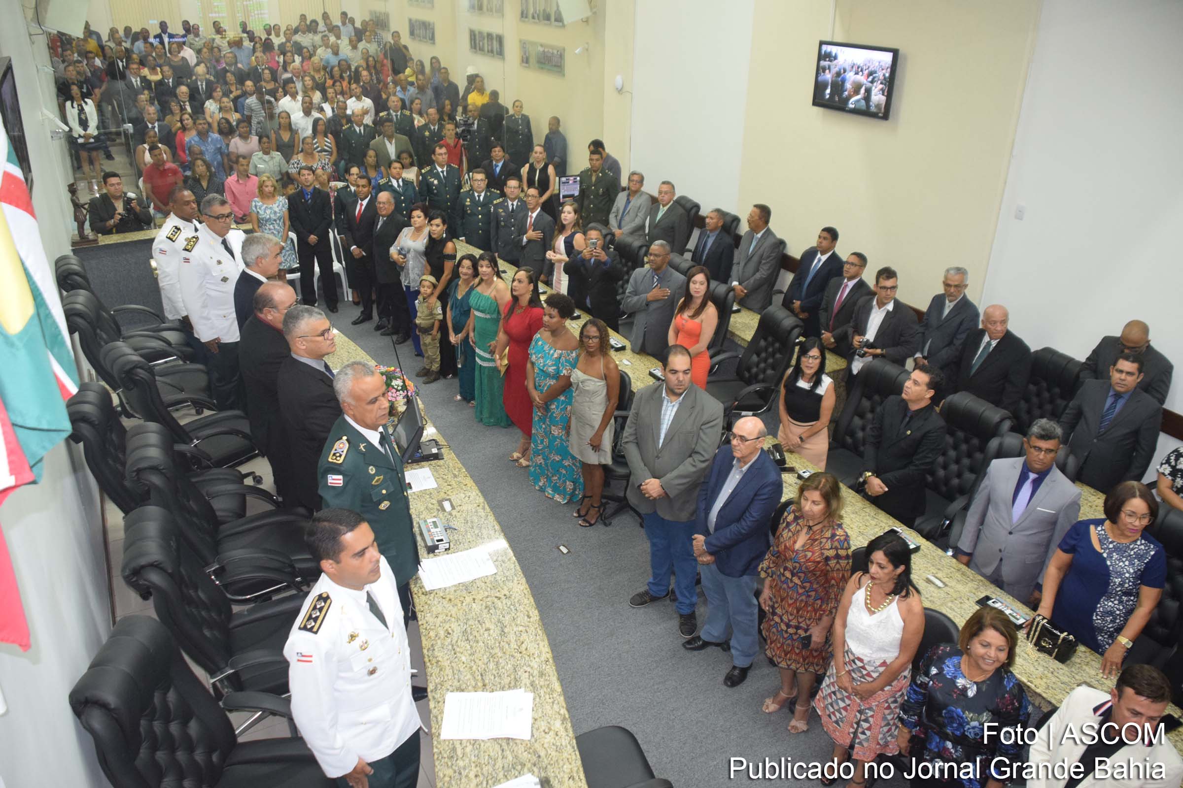 Câmara Municipal de Feira de Santana realiza sessão solene em homenagem ao Dia da Polícia Militar.