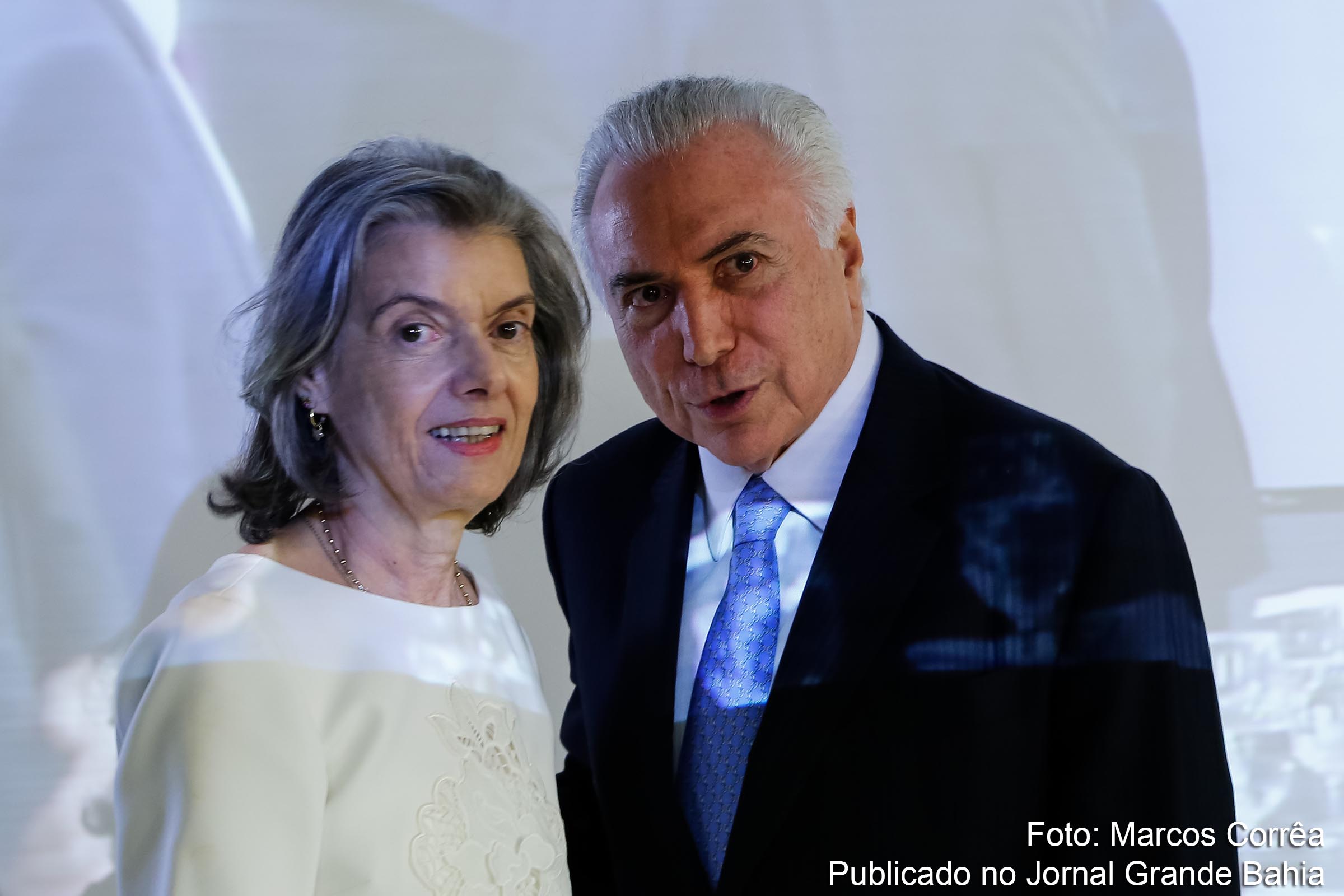 Ministra Cármen Lúcia e presidente Michel Temer.