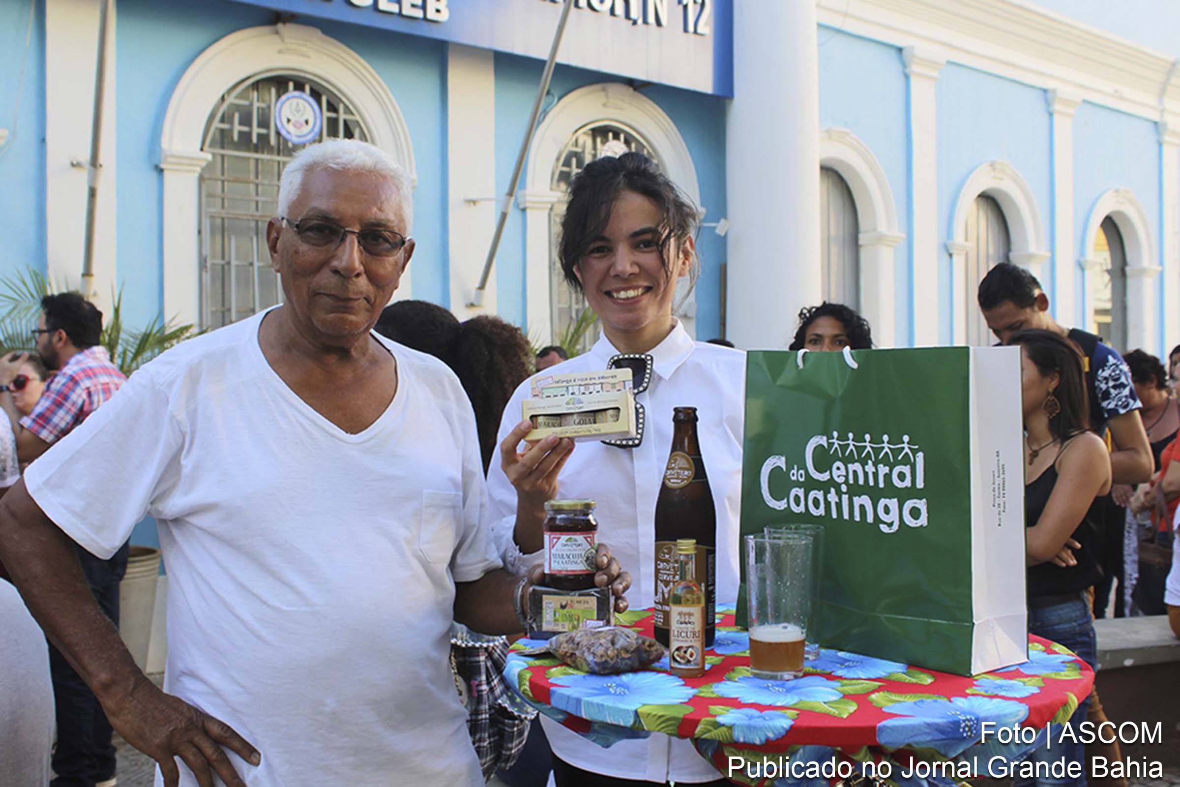 Apresentação de produtos comercializados pela Central da Caatinga.
