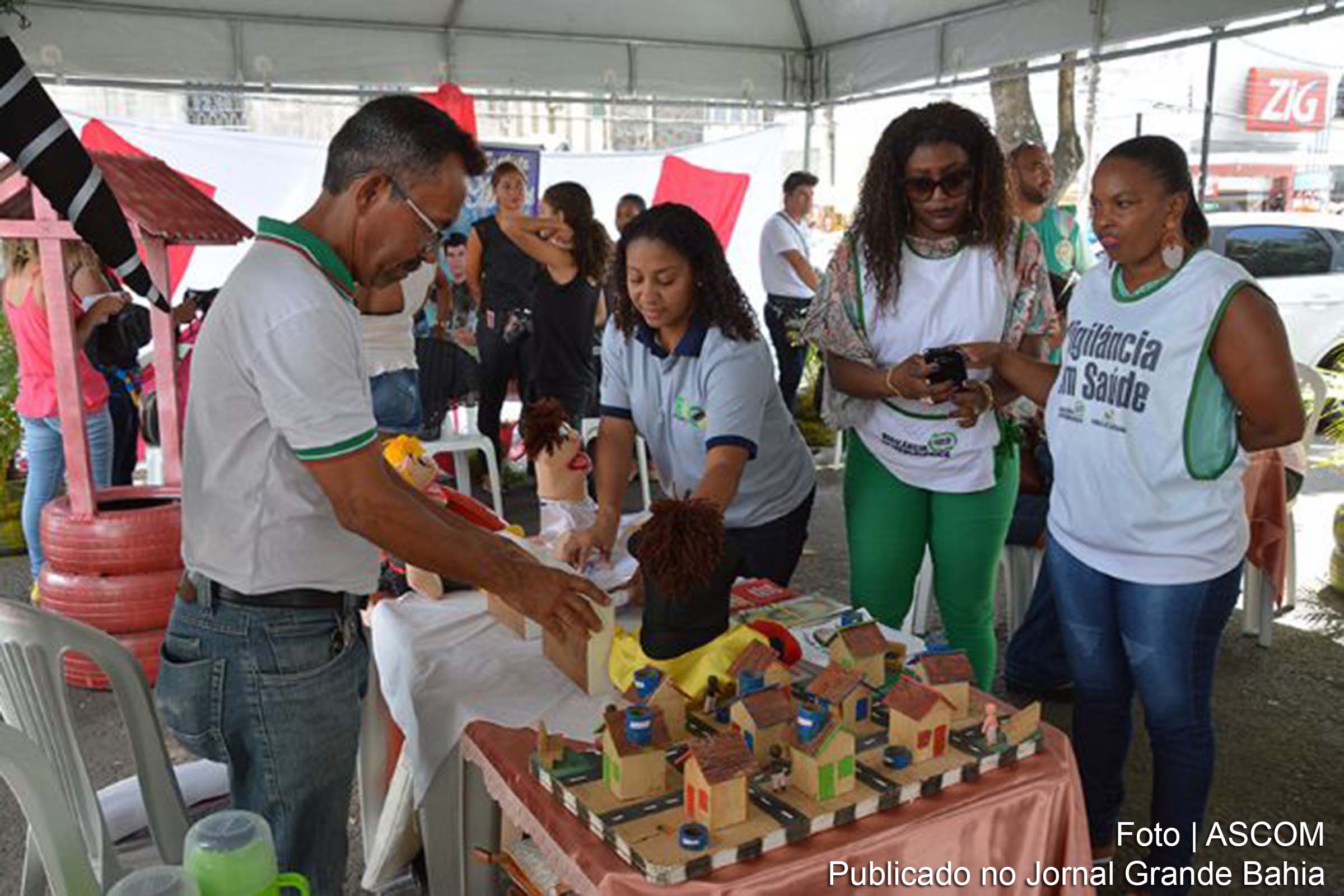 I Feira de Ação e Saúde, realizada no estacionamento da Prefeitura de Feira de Santana.