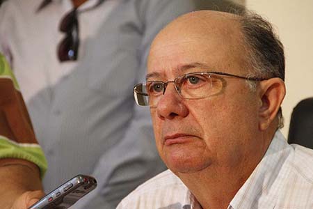Com a chegada das eleições, o possível afastamento do prefeito José Ronaldo de Carvalho do comando da Prefeitura de Feira de Santana, deverá ser anunciado nas próximas horas.