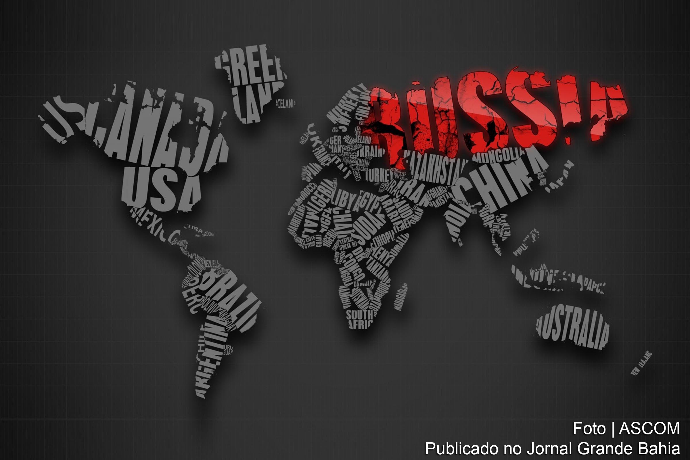 A Convenção de Viena sobre Relações Diplomáticas estabelece como os Estados devem interagir. Seu artigo 9 estabelece que o Estado hospedeiro pode "a qualquer momento, e sem ser obrigado a justificar sua decisão", notificar que diplomatas no território são "persona non grata" - ou seja, que não são bem-vindos.