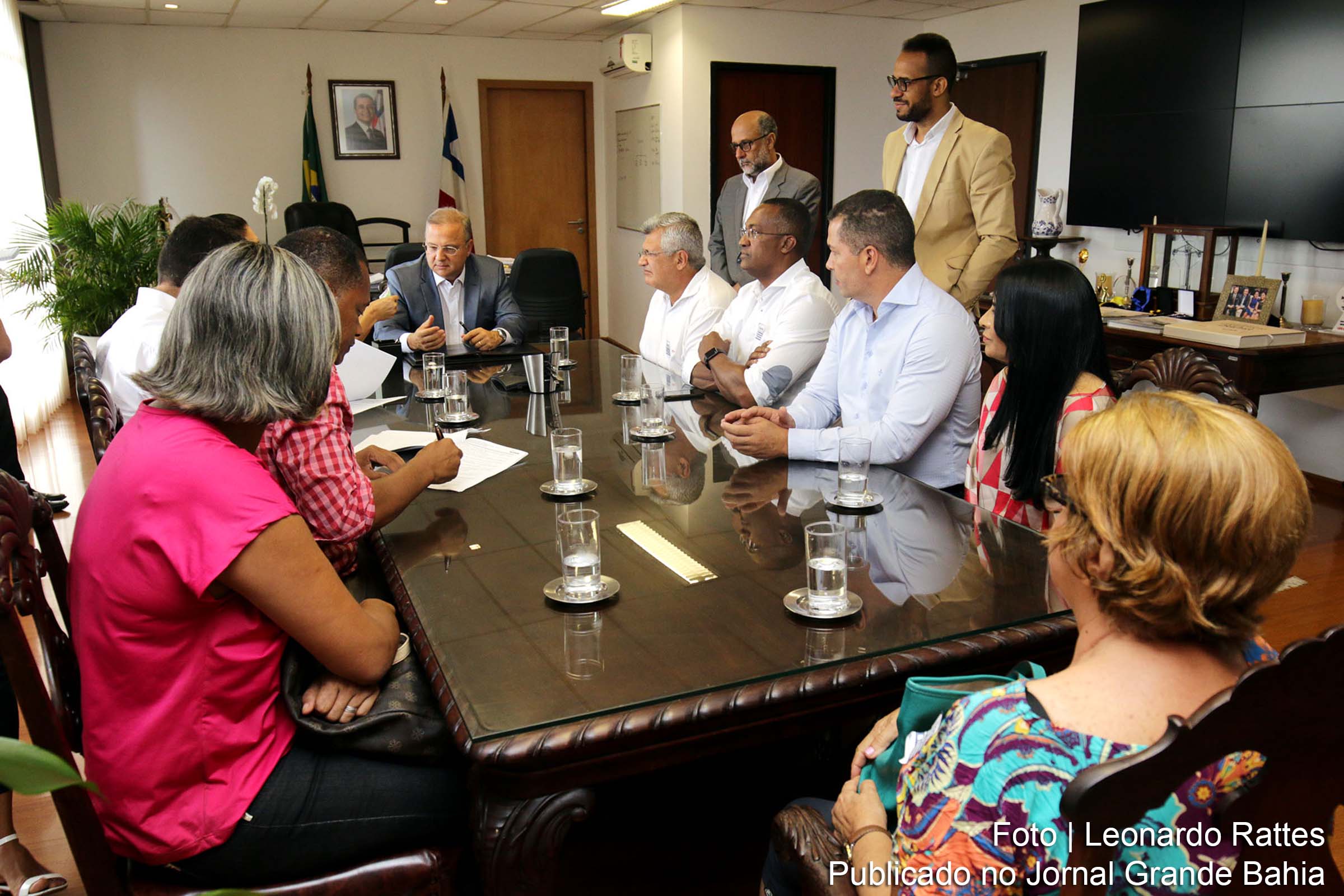 Secretaria da Saúde da Bahia firma convênio de R$ 800 mil para controle de Zoonoses na RMS