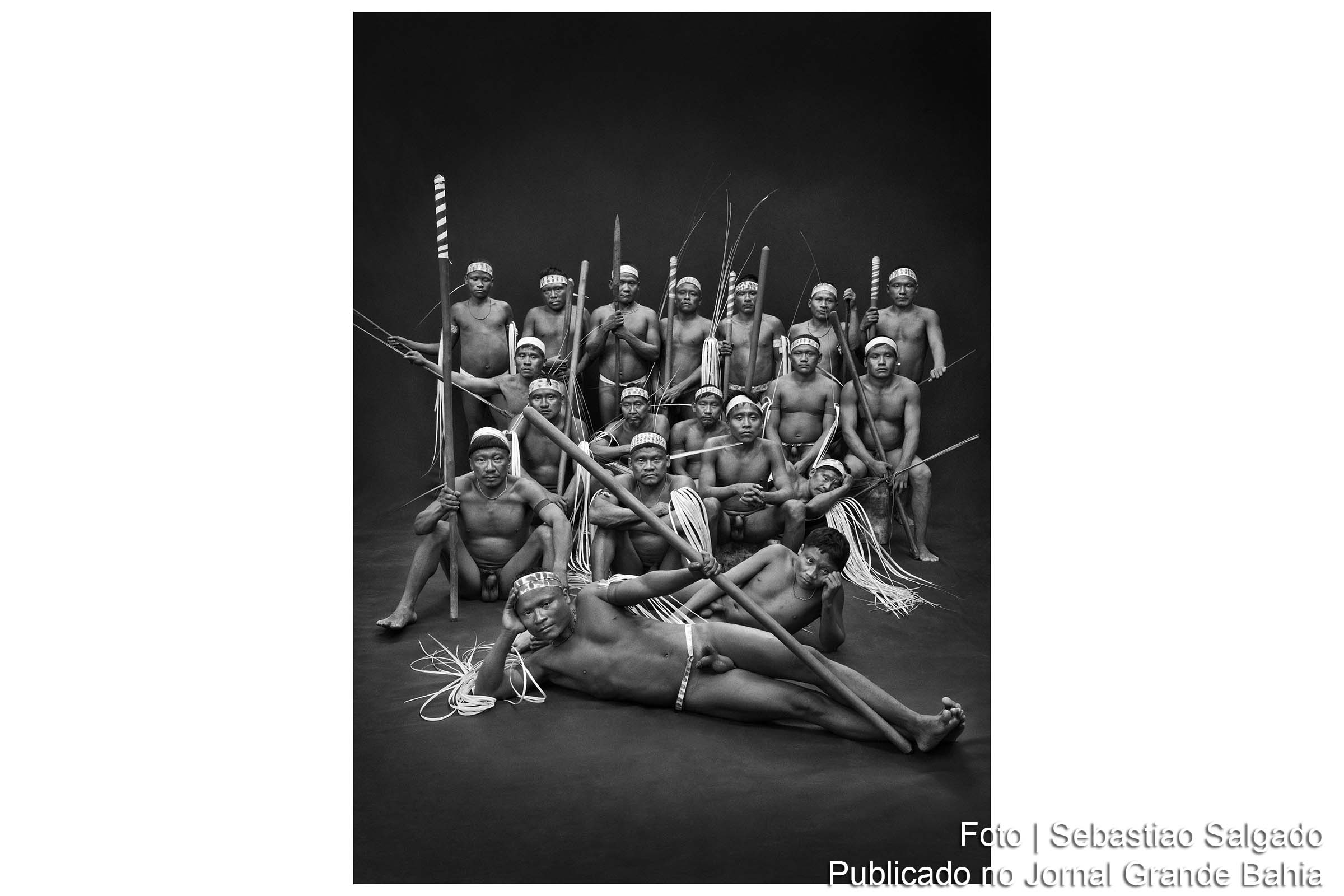 UFBA estende exposição de Sebastião Salgado sobre Povos Indígenas