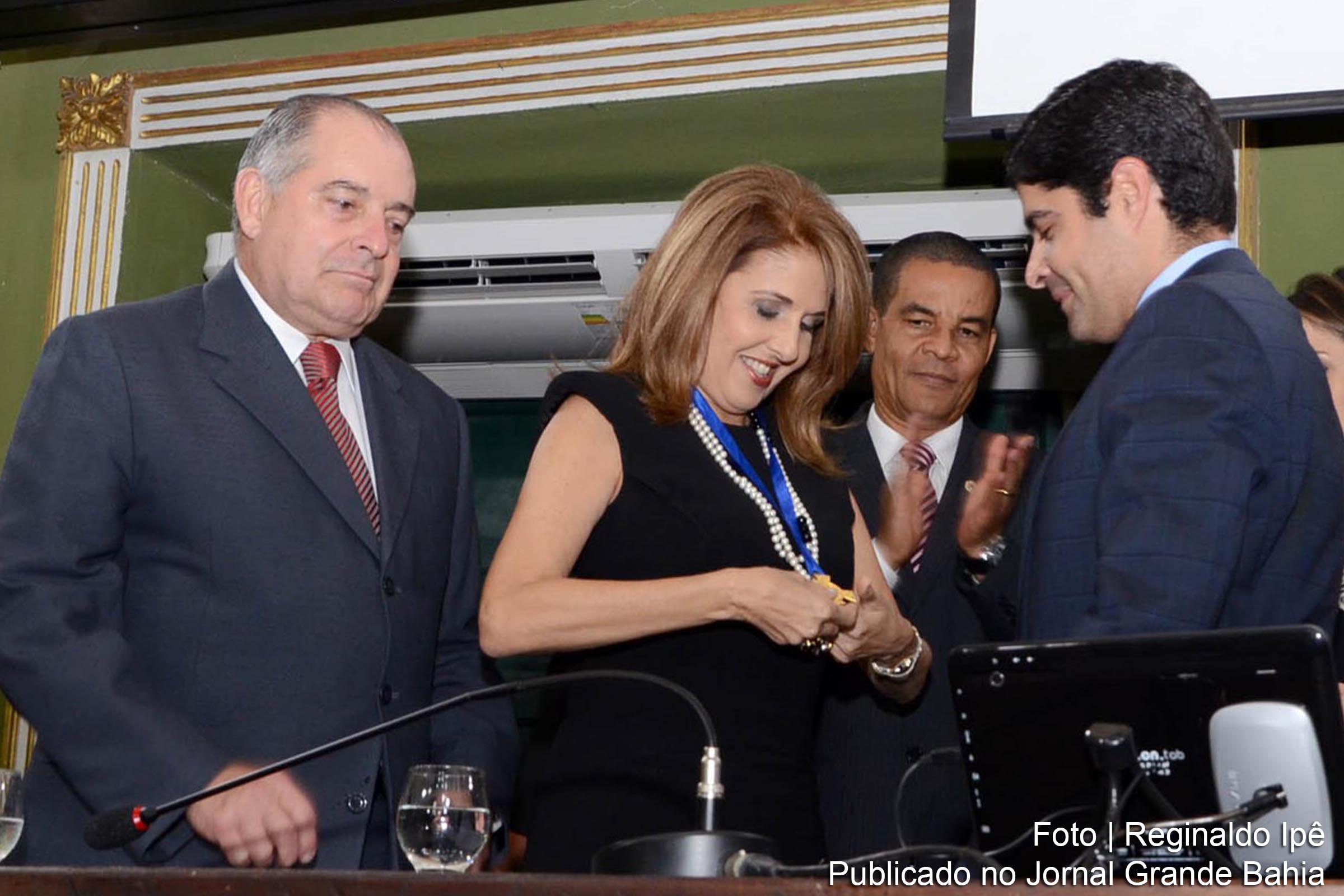 Deputado Robinson Almeida denuncia negócio em família realizado com recurso público pelo prefeito ACM Neto; R$ 2,8 milhões vão para ONG da mamãe em Salvador