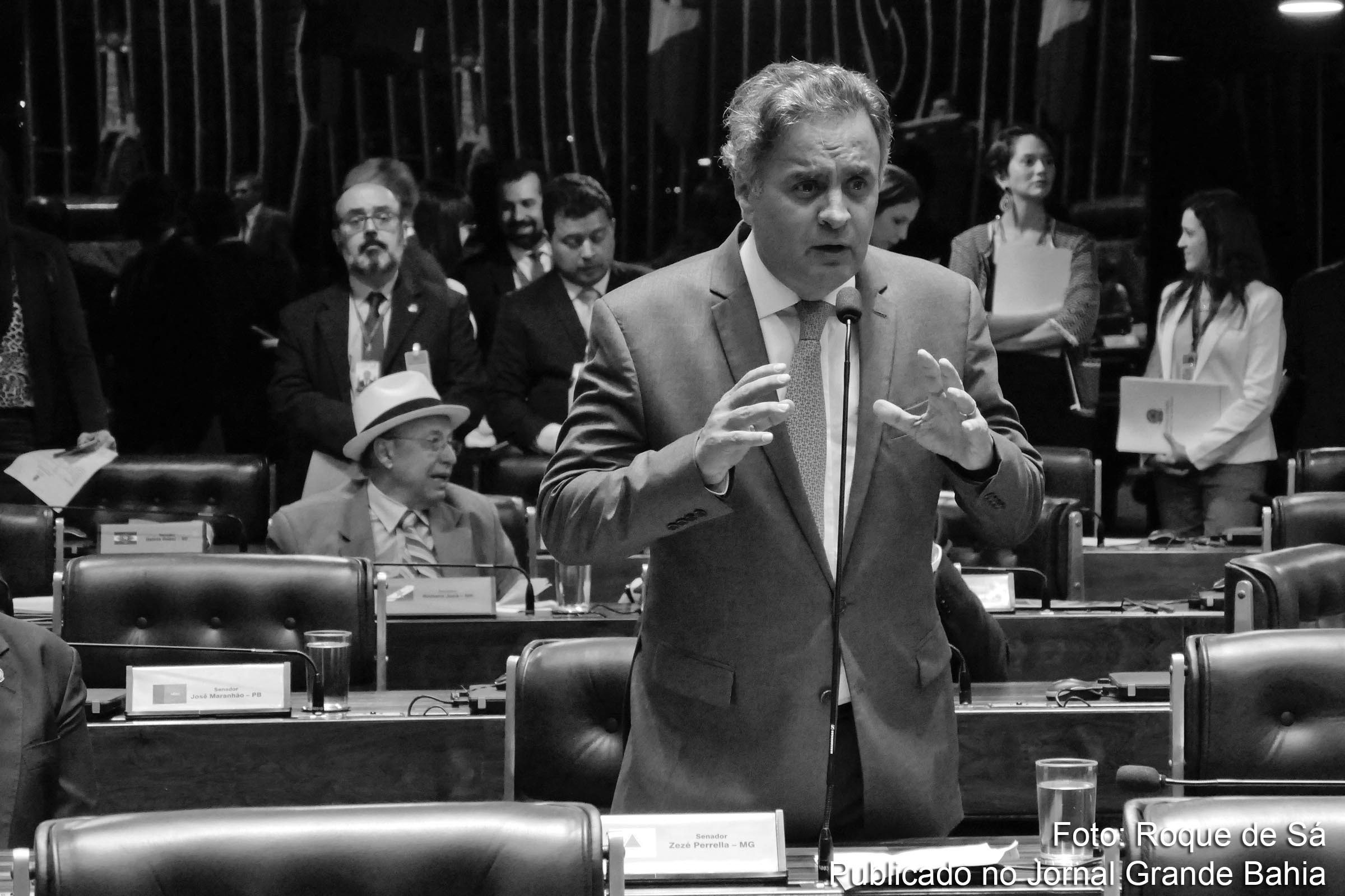 Julgamento da denúncia contra o senador Aécio Neves ocorre no dia 17 de abril de 2018 pelo STF.
