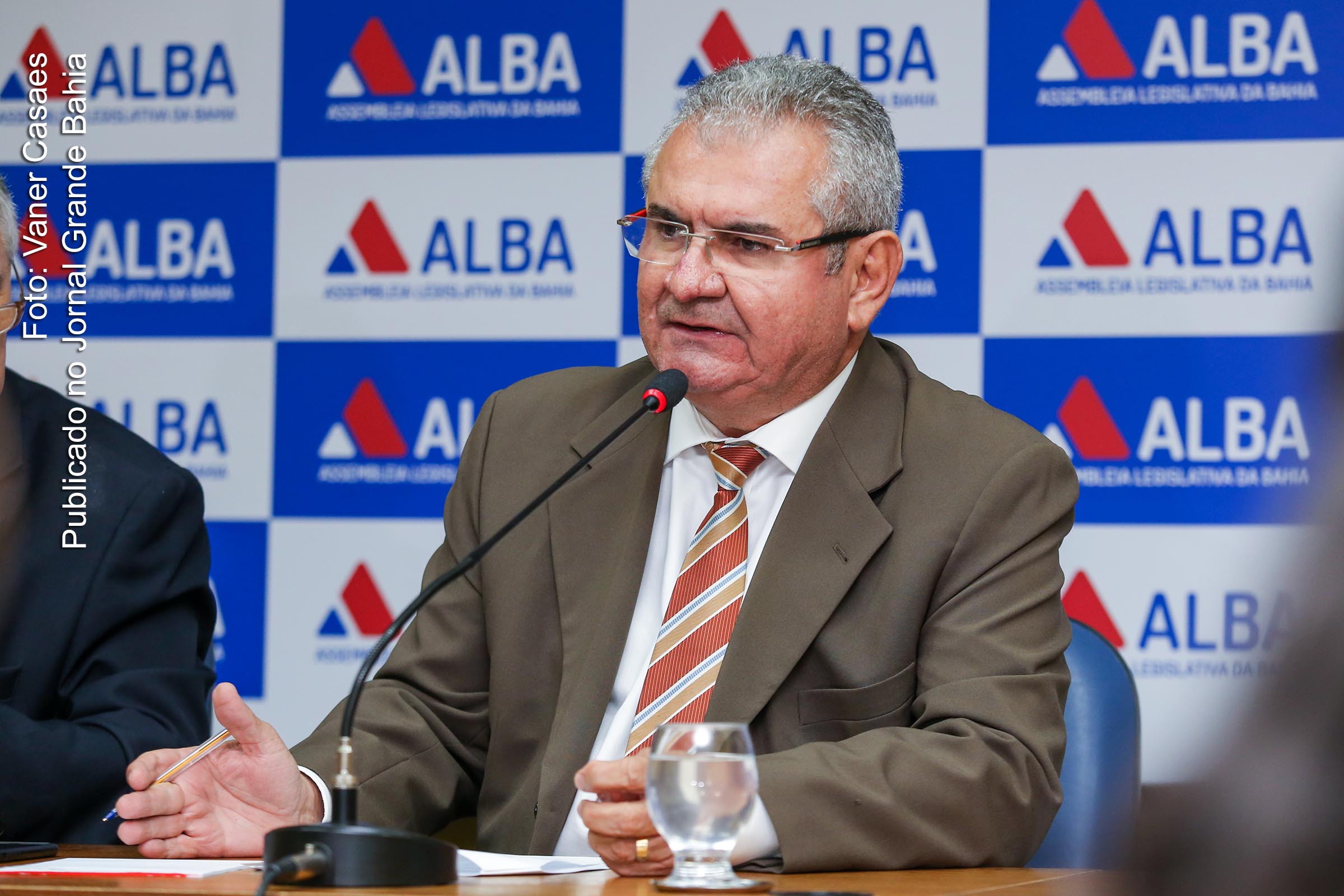 Presidente da ALBA indefere pedidos para instalação de CPIs da Arena Fonte Nova e das Obras da Barra, em Salvador; Bloco da Oposição protesta