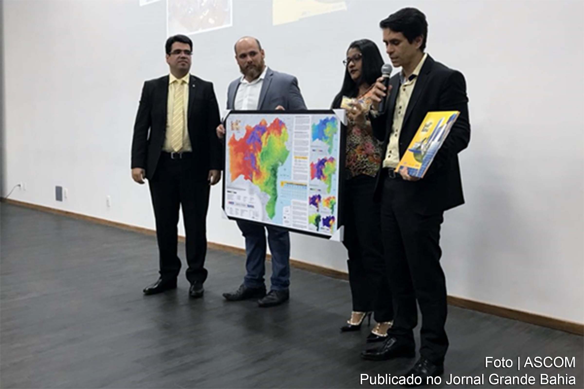 Balanço das ações e despedida do secretário da pasta de tecnologia mobiliza servidores, amigos e políticos para Secti.