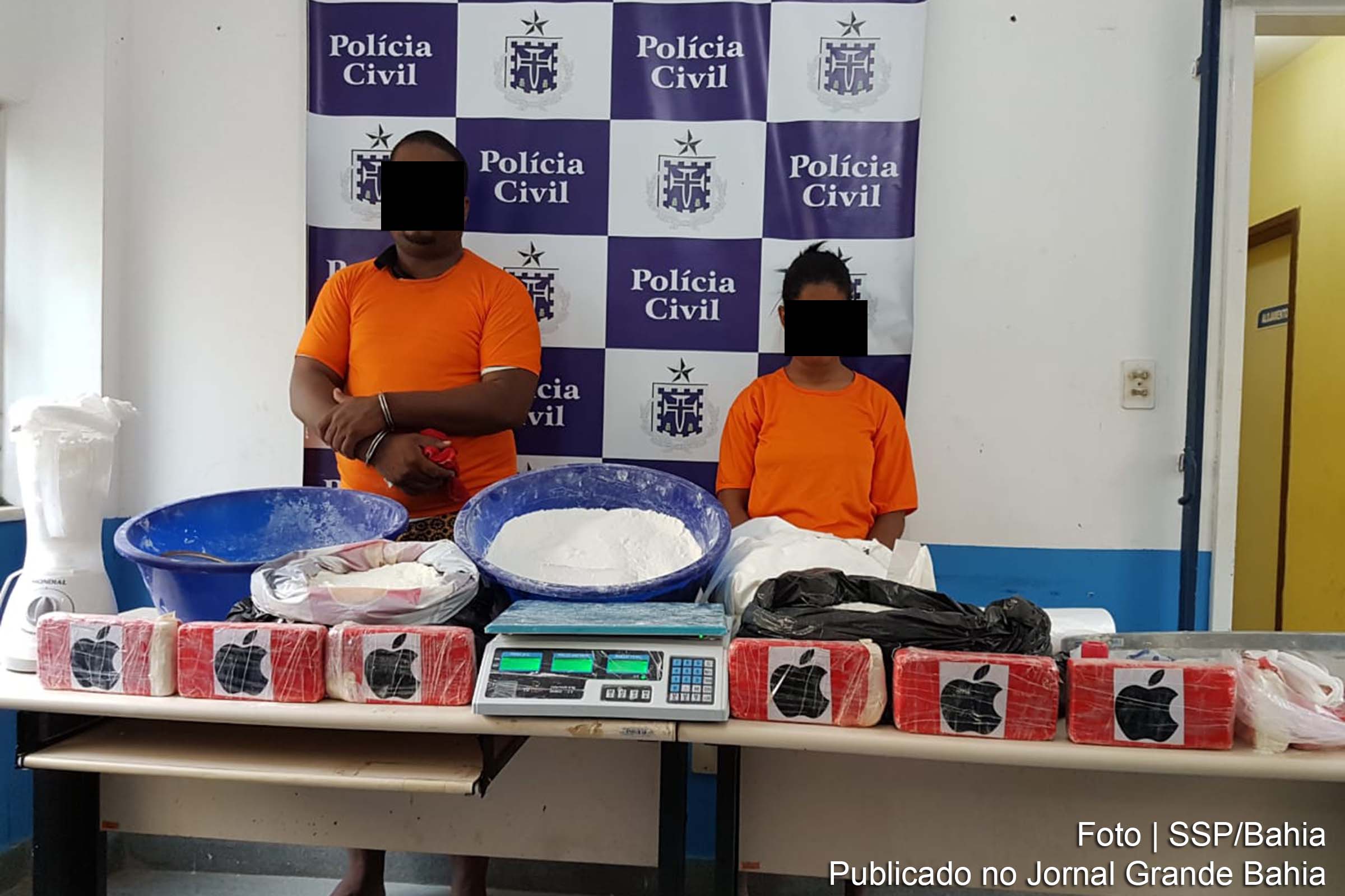 Criminosos foram presos e droga apreendida.