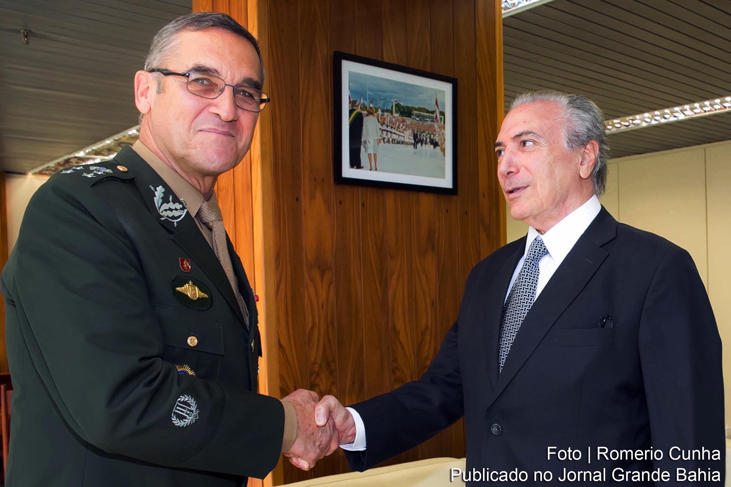 Editorial: O papel do general Eduardo Villas Bôas, a democracia subjugada e os interesses nas Eleições de 2018