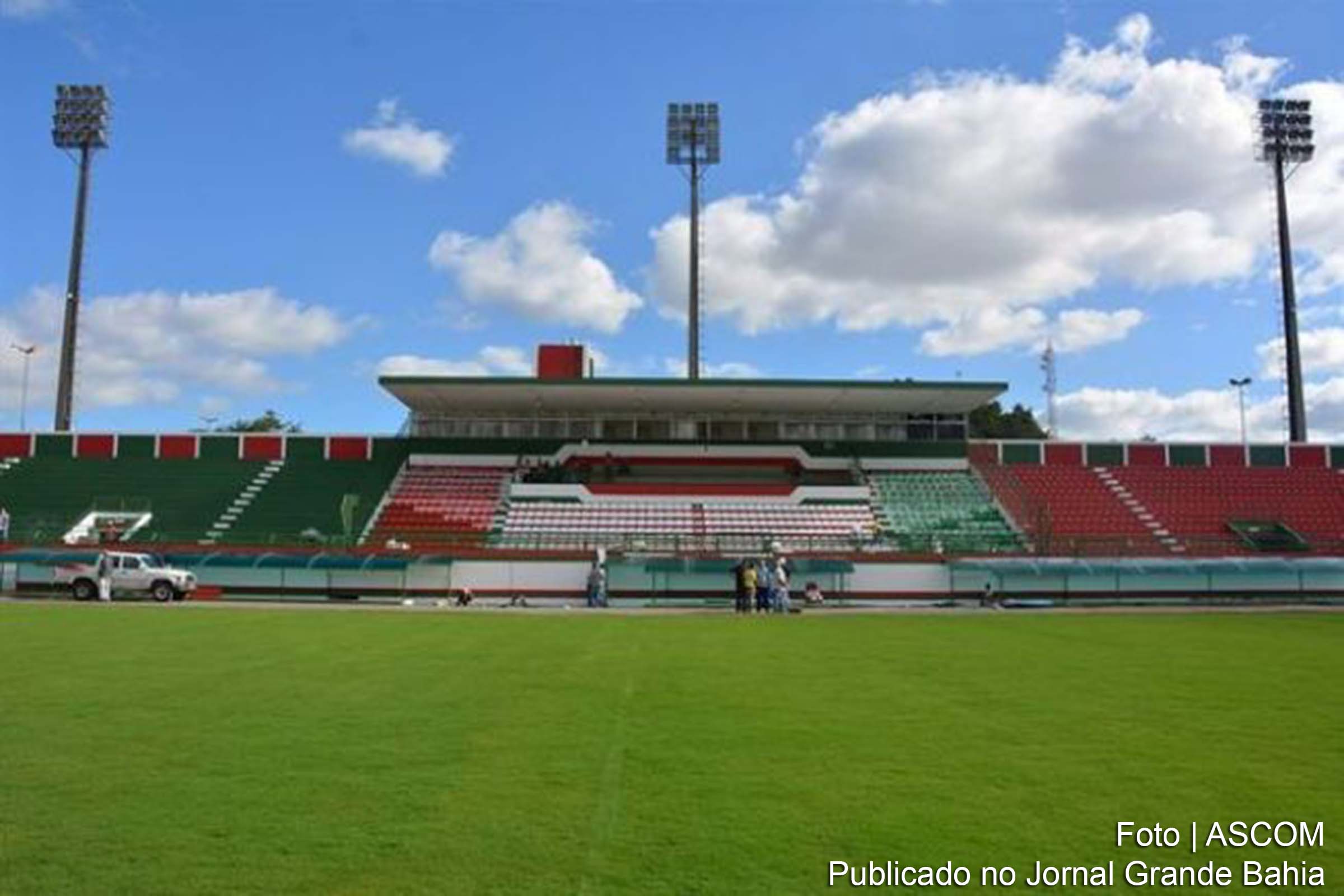 Vista do interior do Estádio Joia da Princesa, em Feira de Santana.
