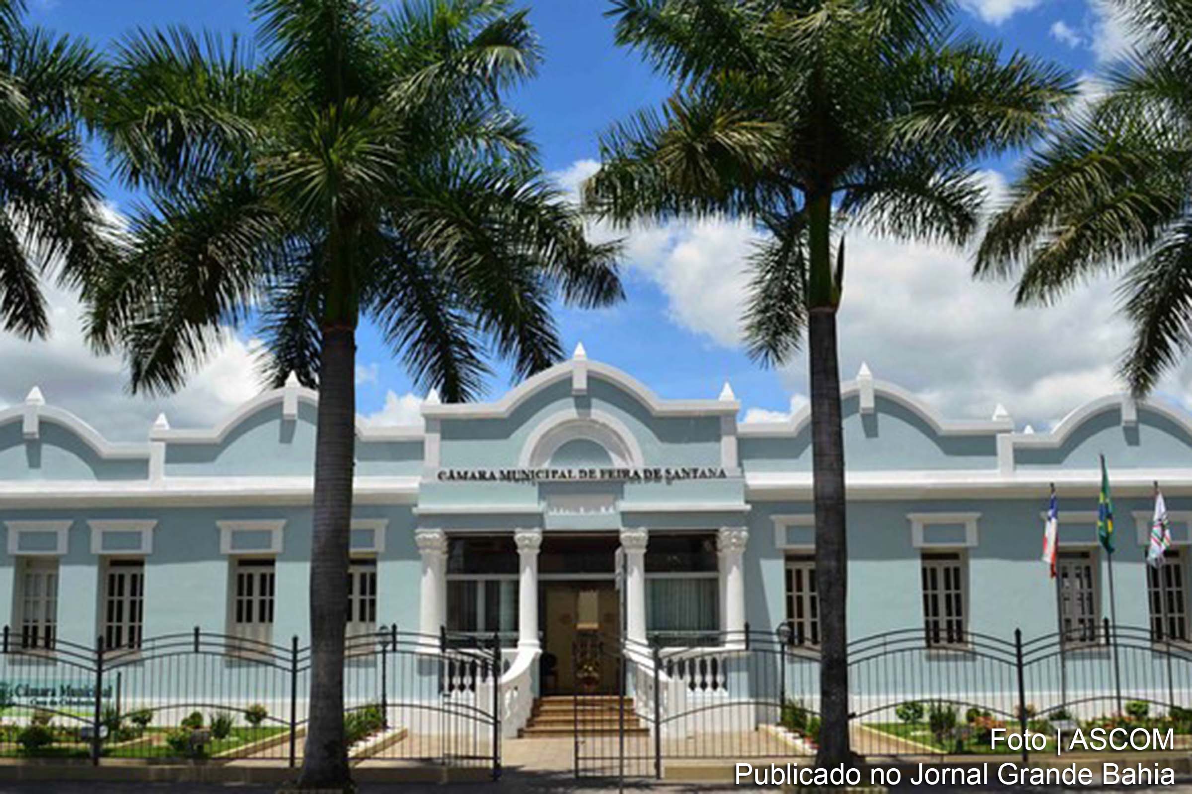 Câmara Municipal de Feira de Santana aprova PL que regulamenta serviço de mototáxi .