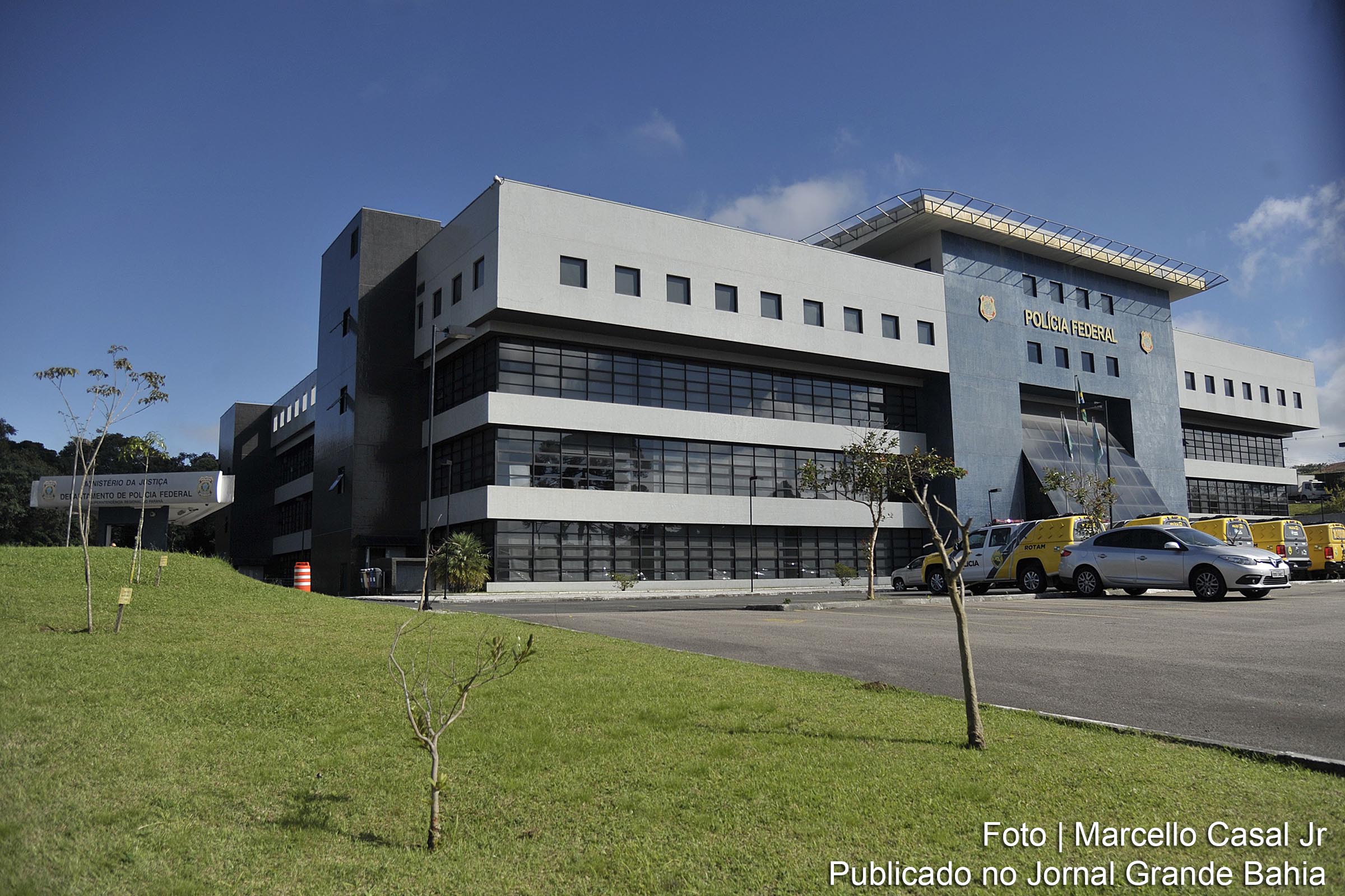 Fachada da sede da Polícia Federal (PF) em Curitiba, Paraná.