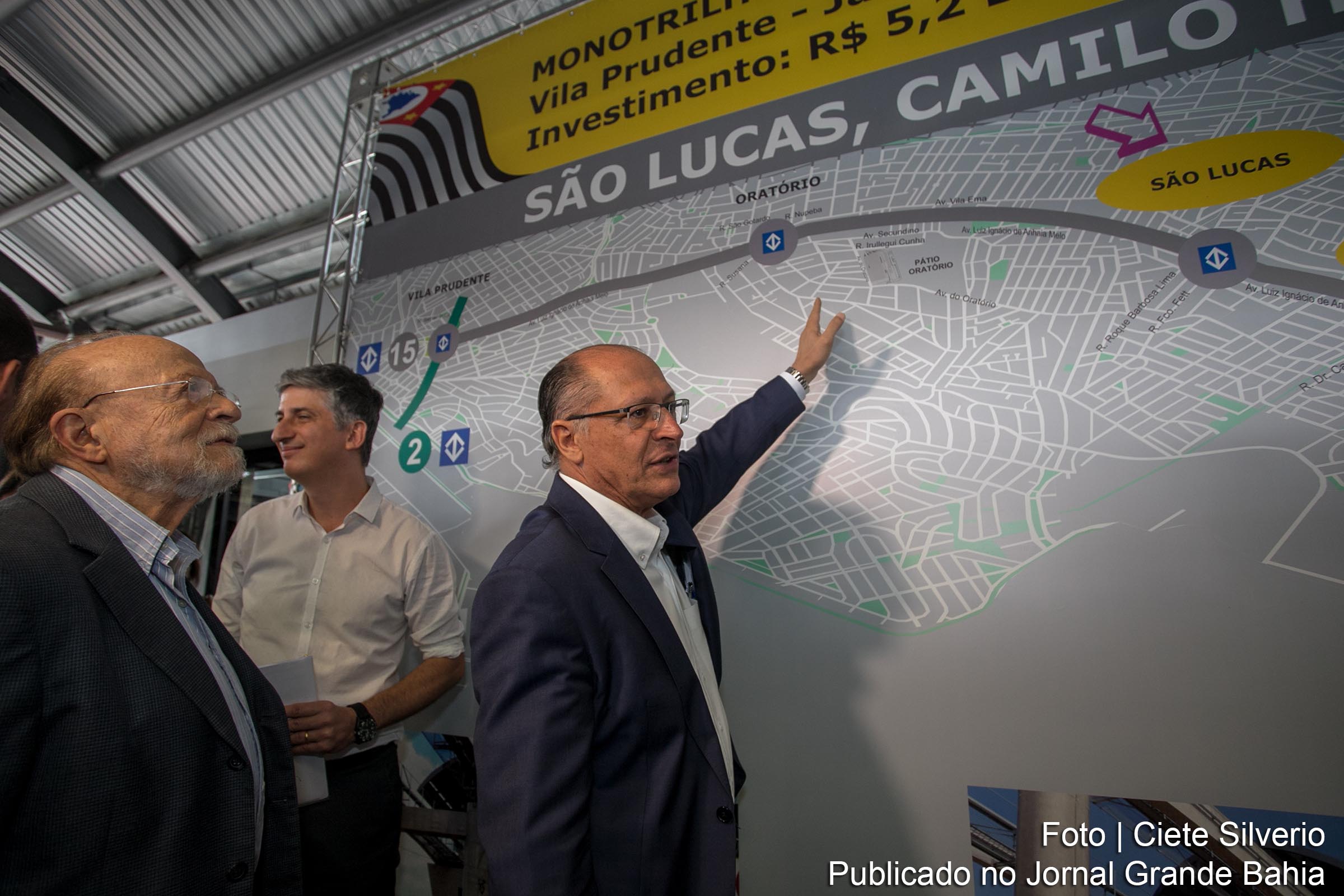 Em 6 de abril de 2018, o governador de São Paulo, Geraldo Alckmin, entregou quatro estações da Linha 15 Prata do Monotrilho. Investigações do Caso Lava Jato indicam possível corrupção na gestão do sistema metroviário de São Paulo.