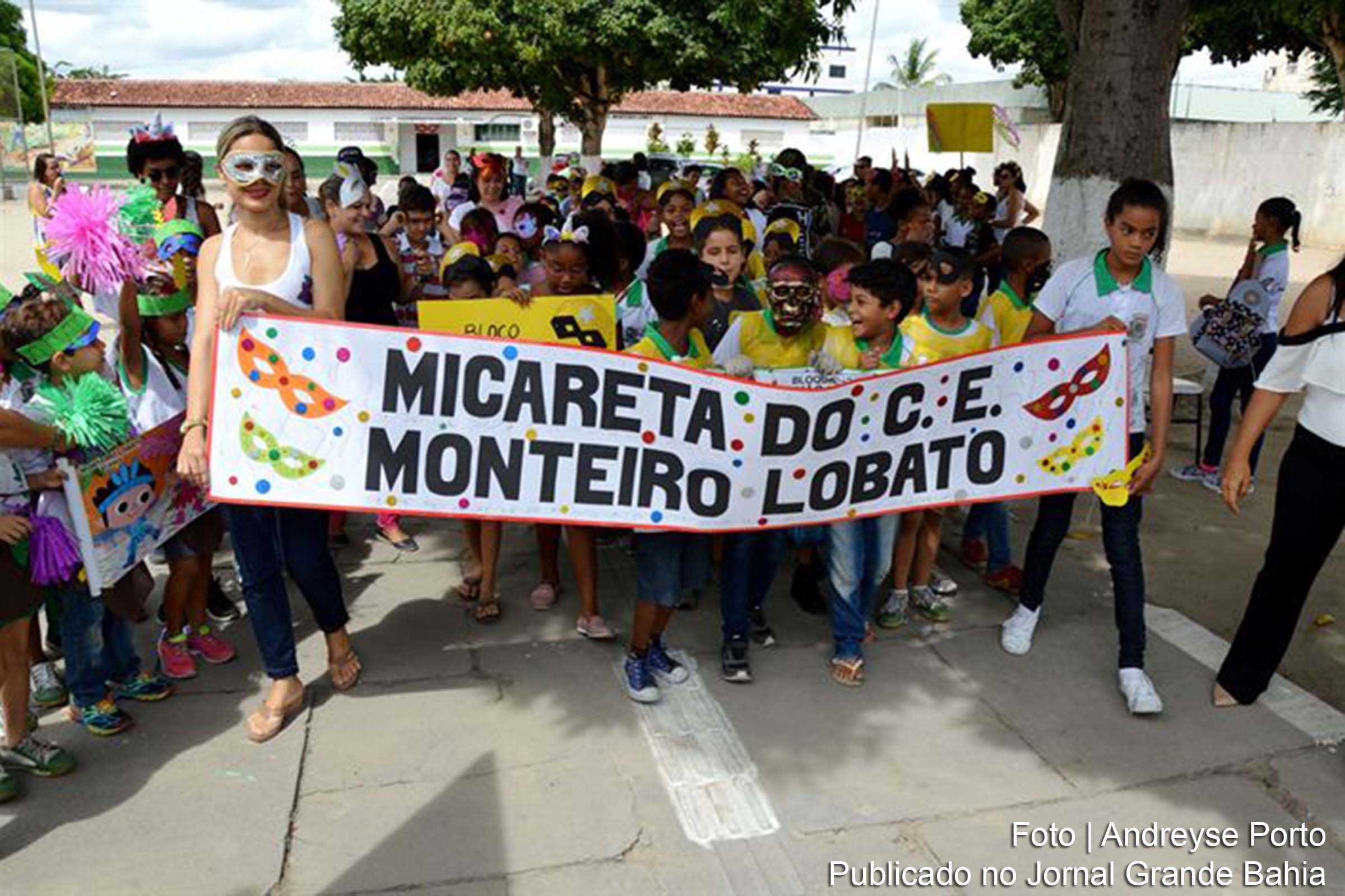 Grito de Micareta do Centro de Educação Monteiro Lobato, em Feira de Santana.