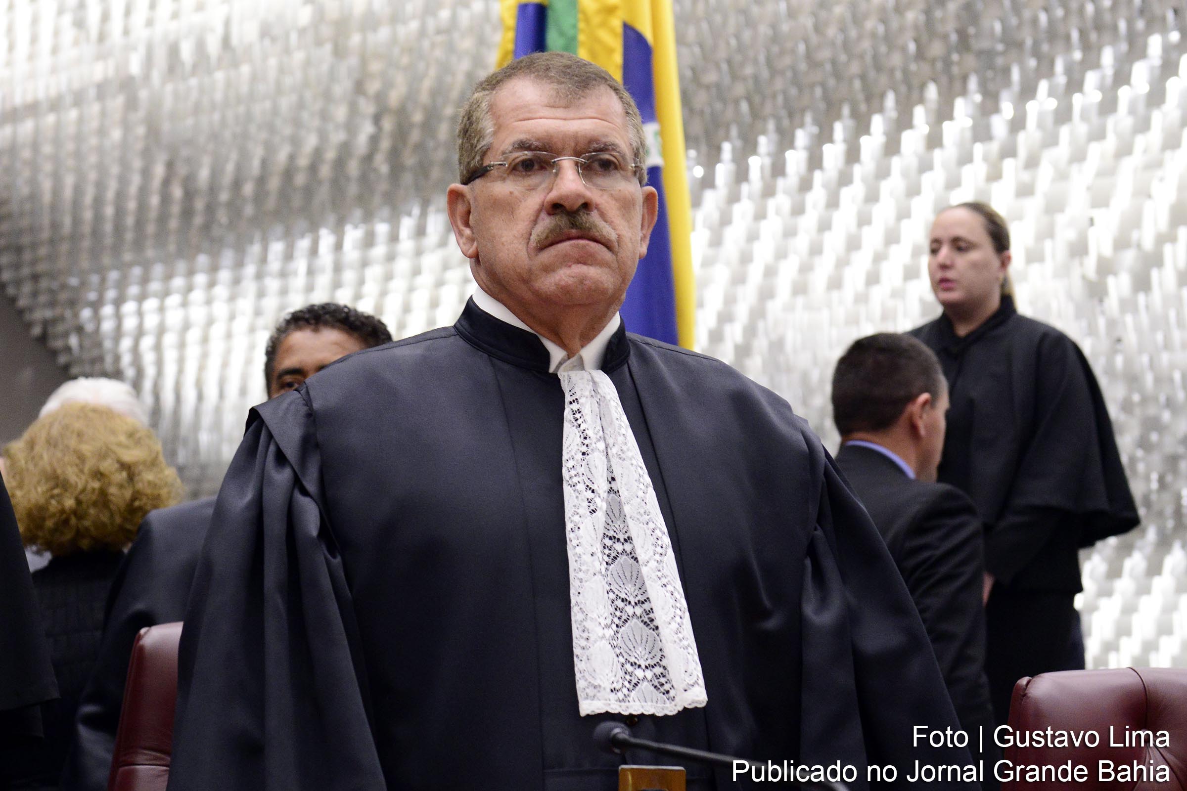 Ministro Humberto Martins enviou ao Supremo Tribunal Federal (STF) recurso da defesa do ex-presidente Luiz Inácio da Lula da Silva para reverter a decisão da 5ª Turma.