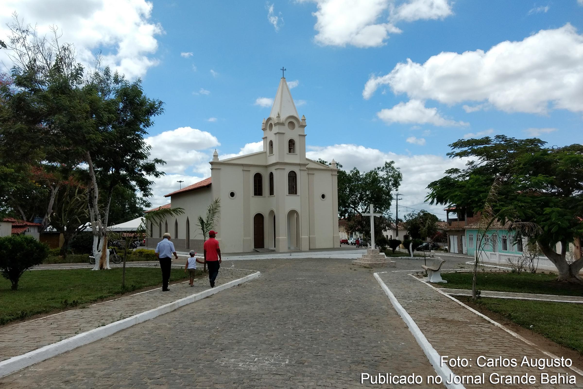 Fachada Paróquia Nossa Senhora do Resgate (Igreja Matriz), Praça da Matriz, em Antônio Cardoso.
