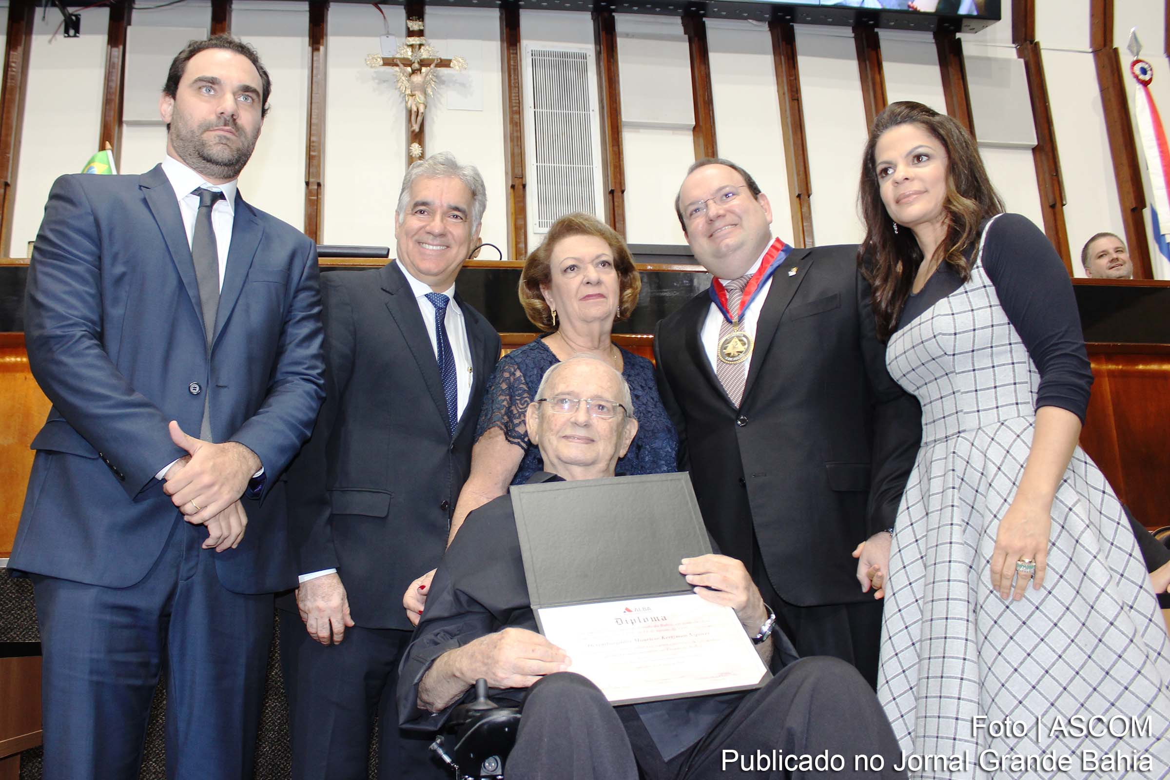 De autoria do deputado José Cerqueira Neto (Zé Neto), Comenda 2 de julho homenageia desembargador Maurício Kertzman e Israel.
