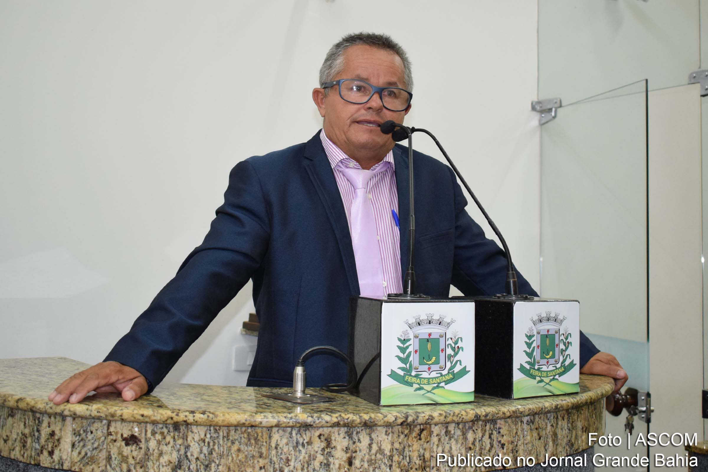 José Menezes (Zé Filé): pedimos a troca das lâmpadas em diversos bairros da cidade e até o momento nada foi feito.