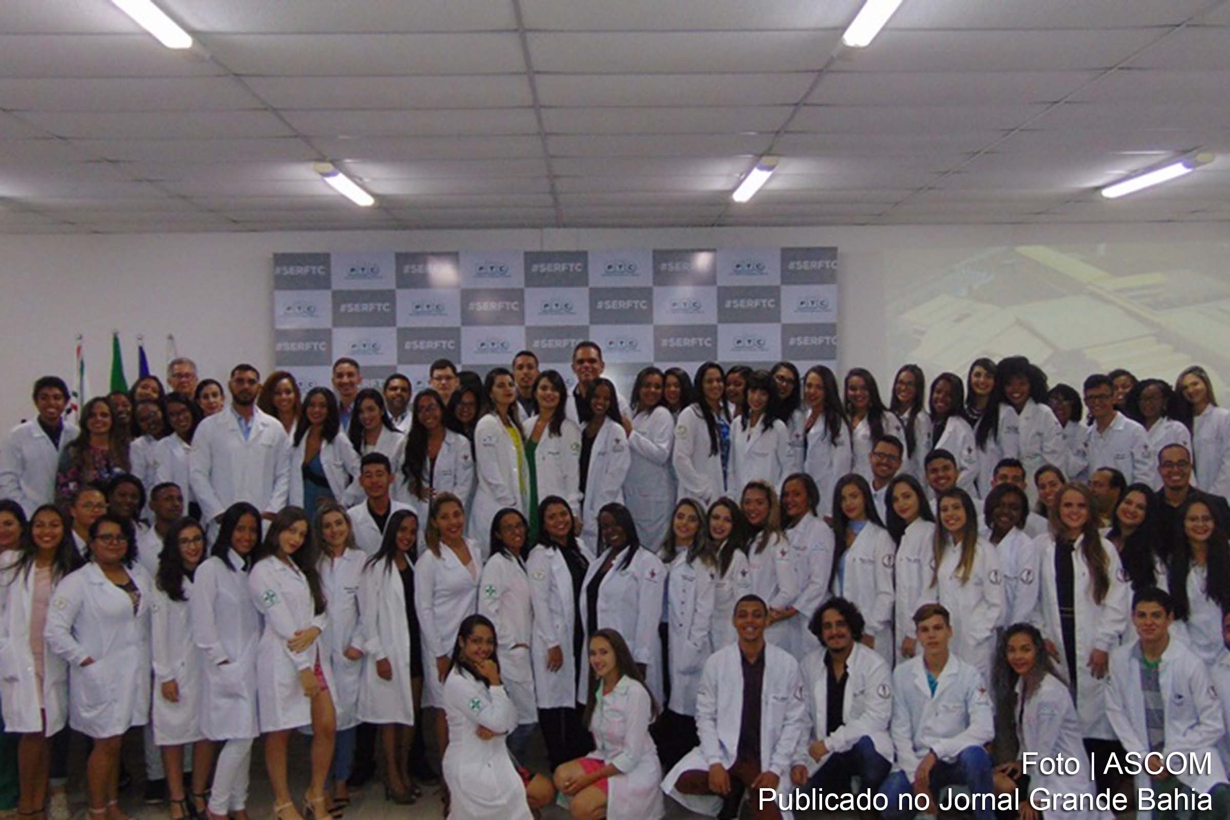 Cerimônia do Jaleco é realizada na FTC Feira de Santana.