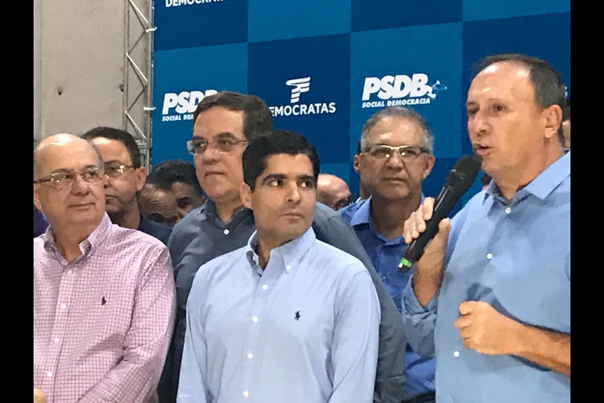 Deputado João Gualberto passa a apoiar José Ronaldo na disputa ao Governo da Bahia.