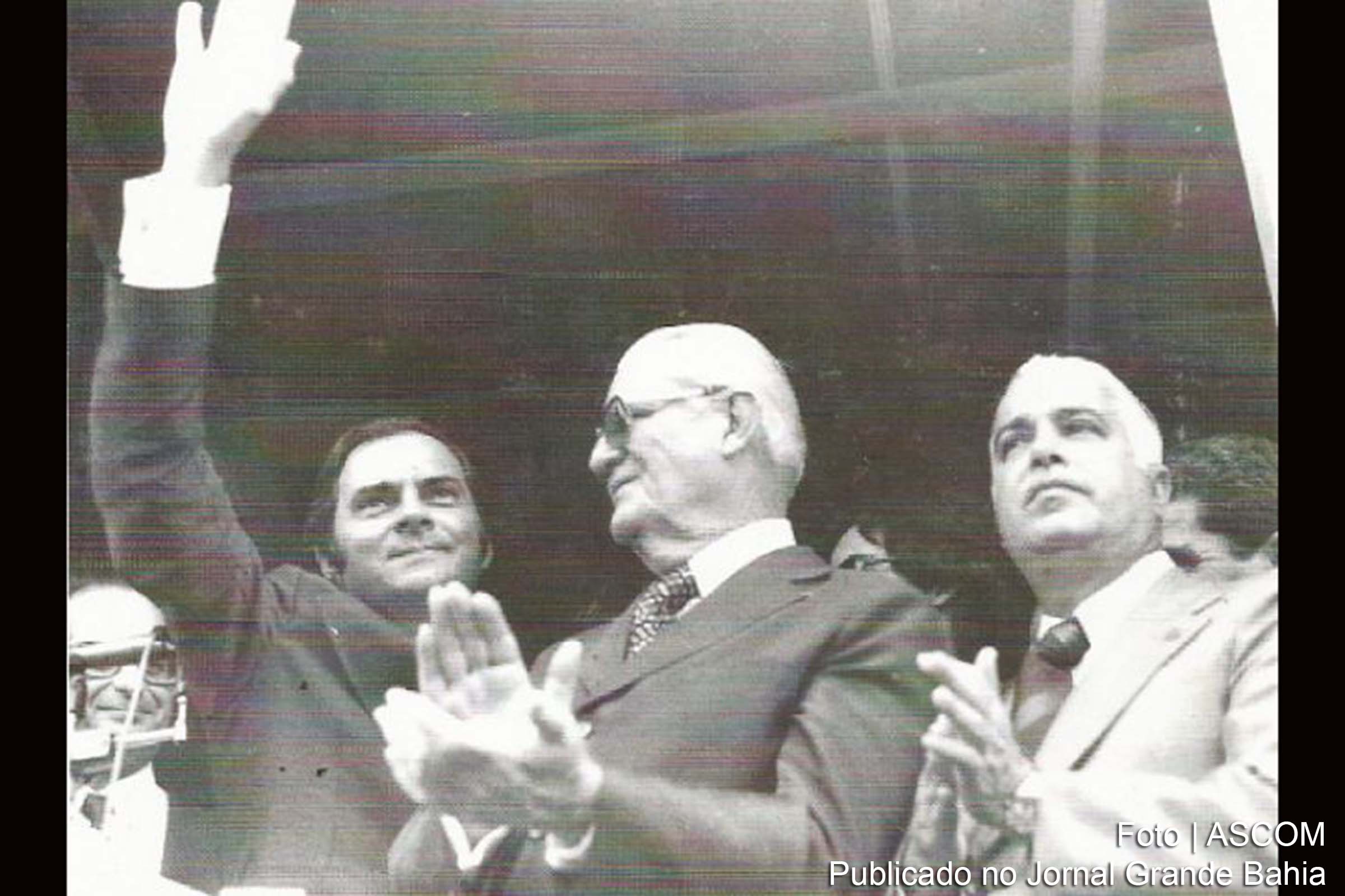 Ângelo Mário Silva, Ernesto Geisel e Antonio Carlos Magalhães (ACM), durante visita à Feira de Santana.