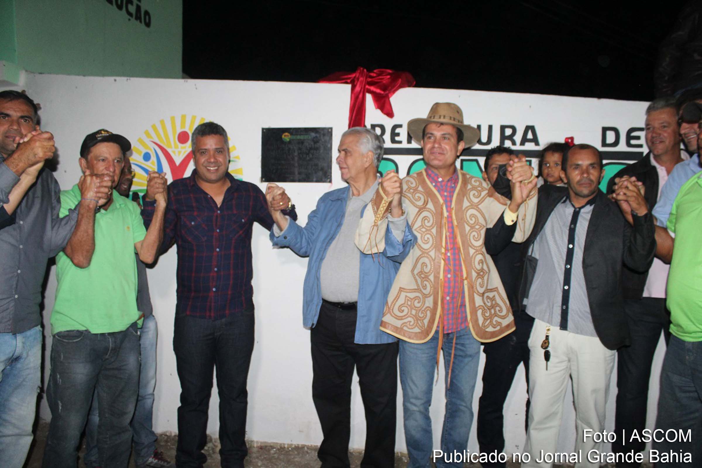 Deputado federal José Carlos Araújo e o deputado estadual Eduardo Salles participam de inauguração Parque de Exposições do Município de Bonito.