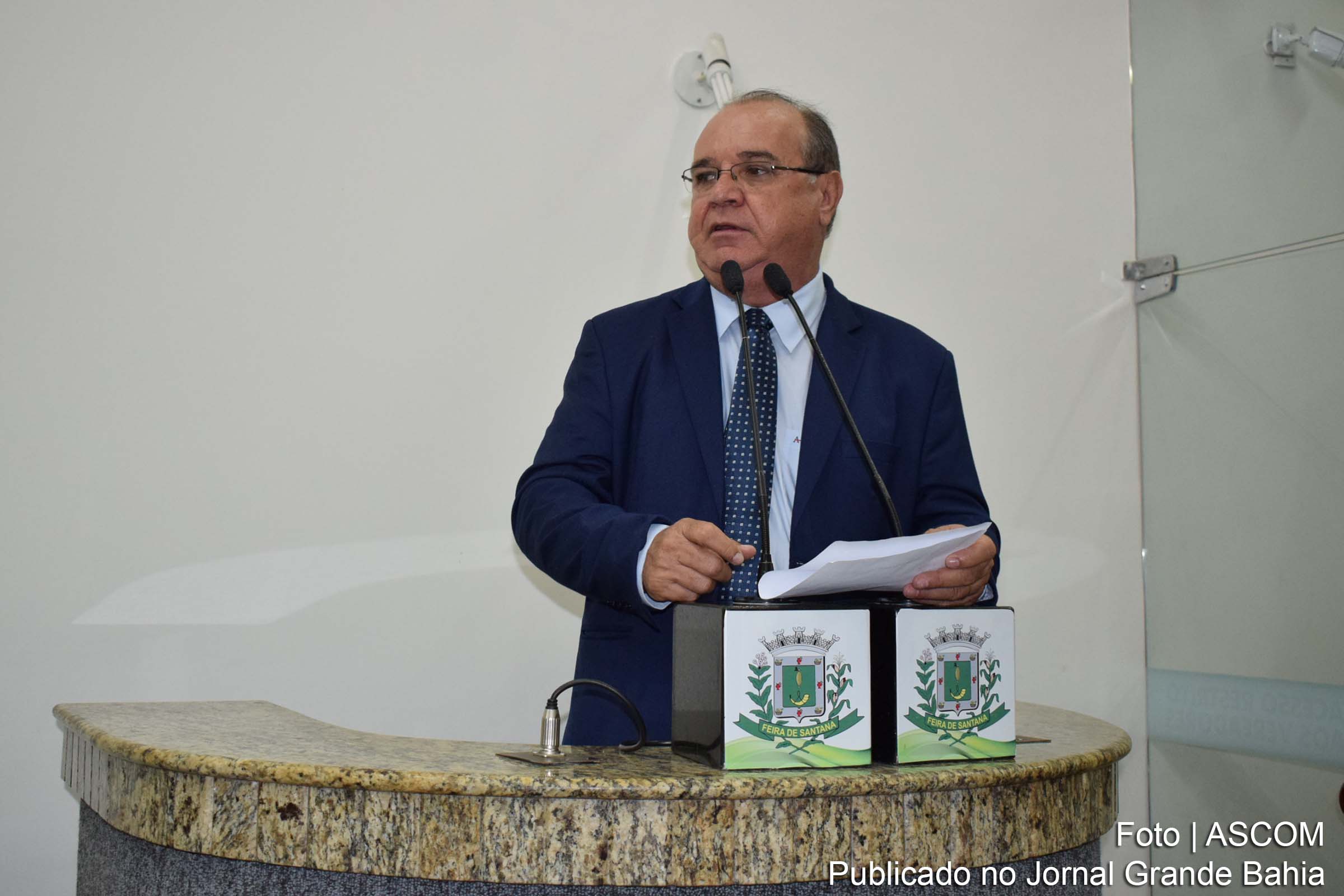 José Carneiro é autor de Projeto de Decreto Legislativo que concede Comenda Maria Quitéria ao vereador Roberto Tourinho.