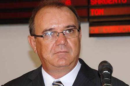 O presidente da Câmara Municipal de Feira de Santana, José Carneiro, defendeu um consenso.