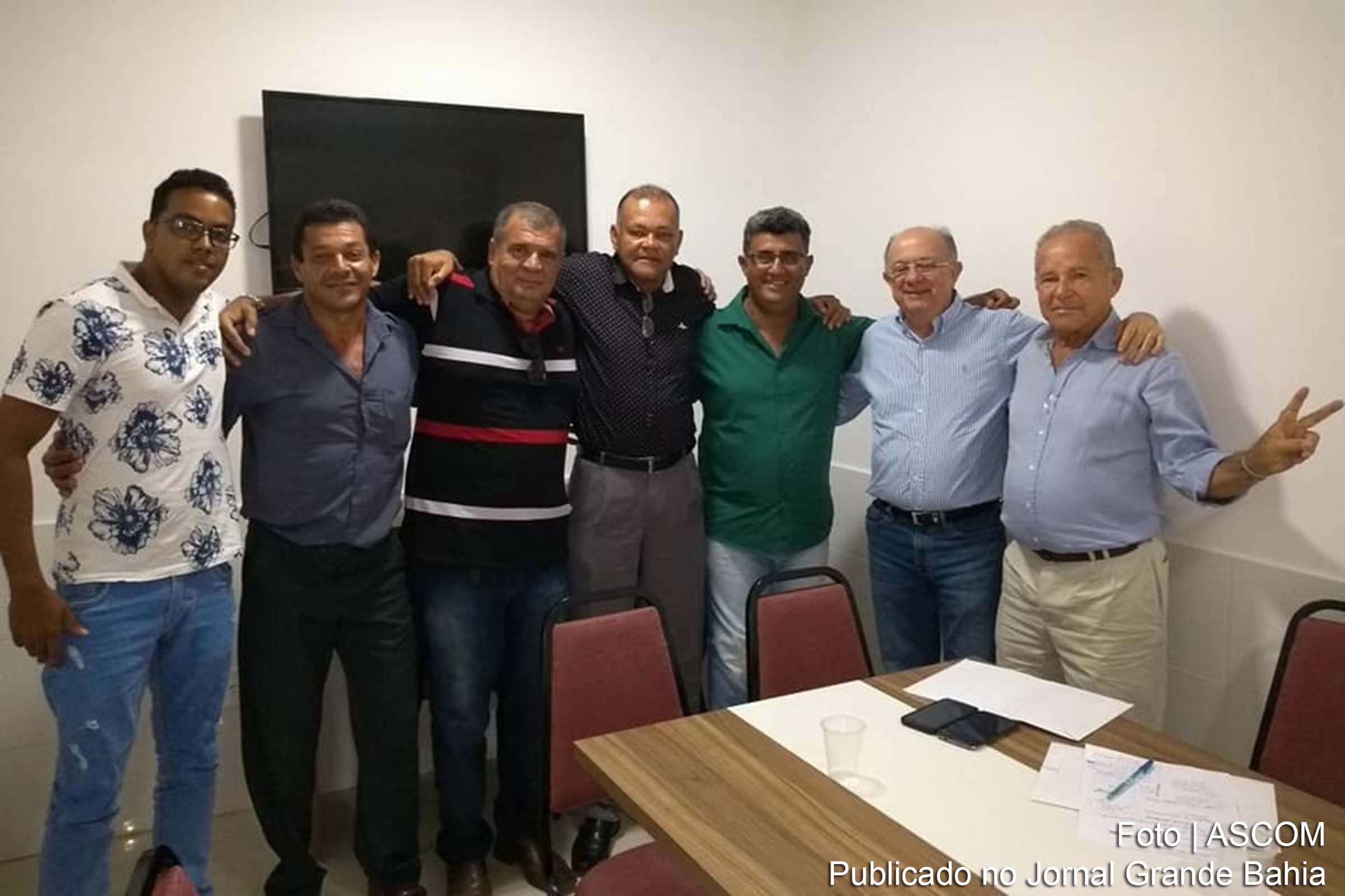 José Ronaldo e Luiz Augusto de Jesus (Lulinha) recebem apoio de lideranças de Ruy Barbosa.