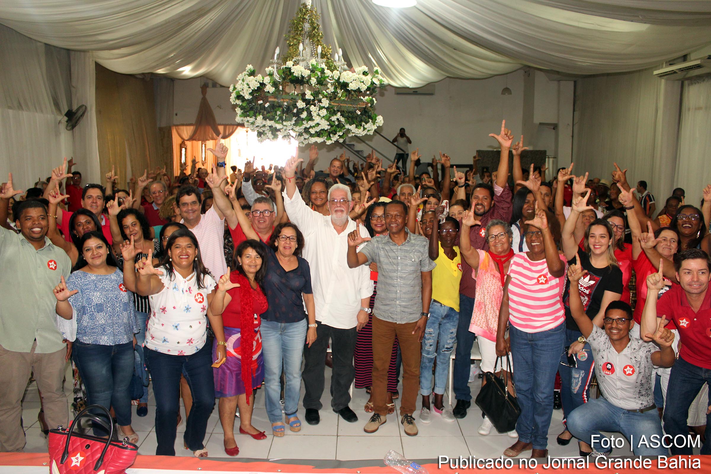 Membros da comunidade de Feira de Santana participaram da plenária ‘Lula Livre, Lula Presidente’.
