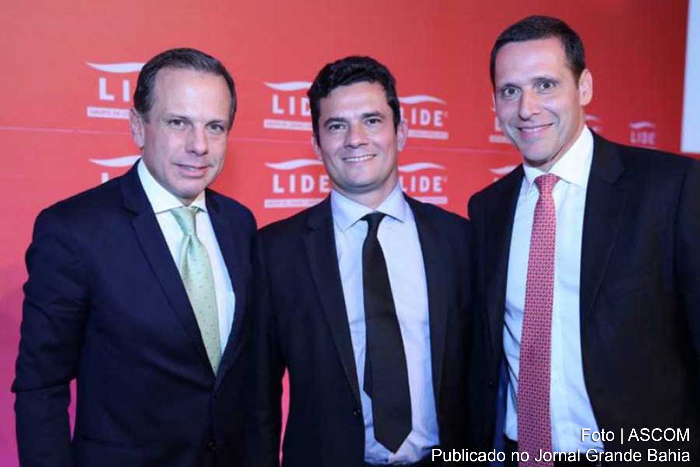 João Dória (PSDB), ex-prefeito de São Paulo e candidato à governador; Sérgio Moro, magistrado com inclinações ideológicas conservadora e reacionárias e o deputado estadual Fernando Capez (PSDB/SP), político tucano acusado de corrupção.