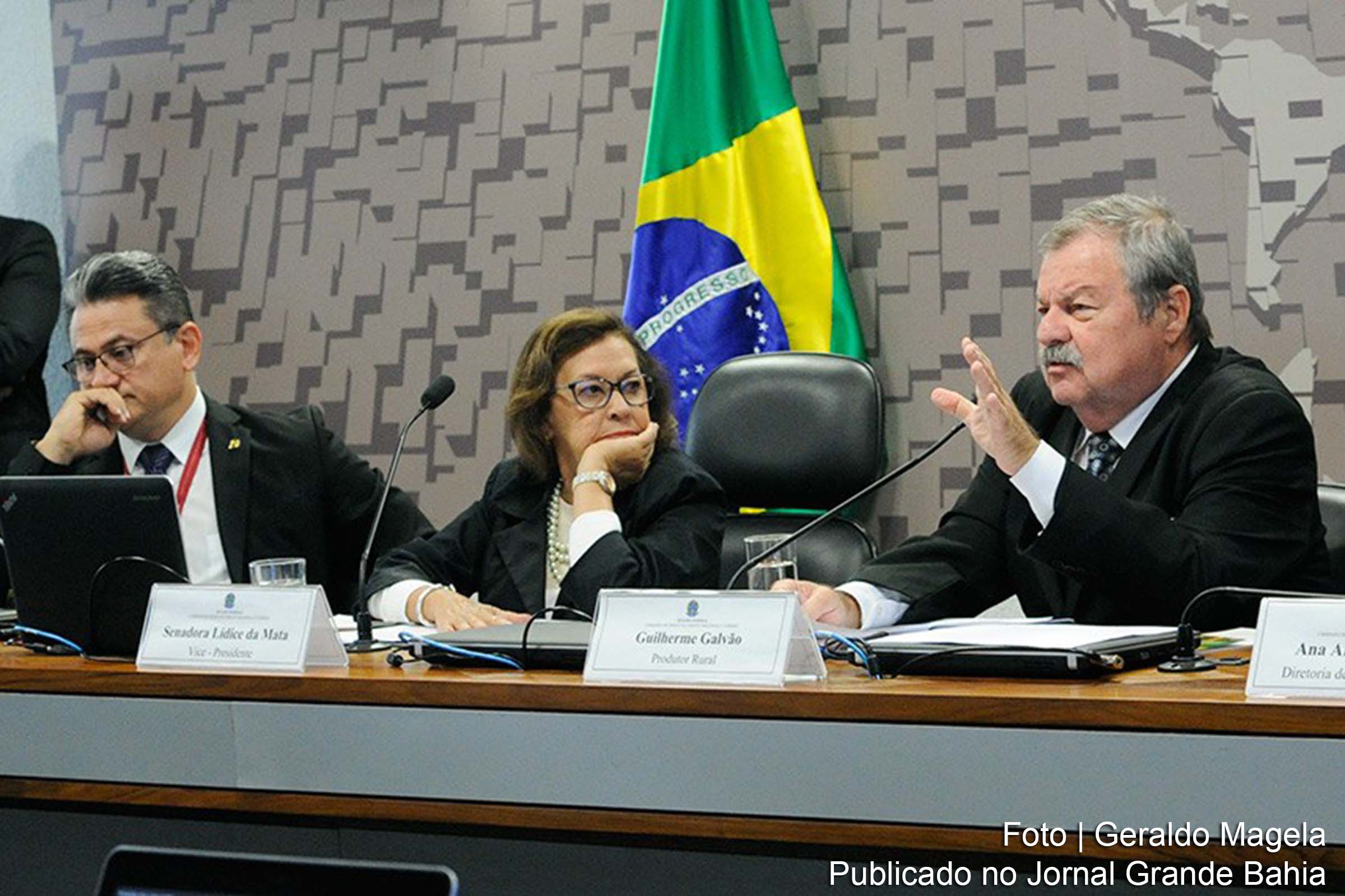 Comissão de Desenvolvimento Regional e Turismo do Senado Federal realiza audiência pública interativa para debater o endividamento e as possíveis soluções para sanar a situação dos produtores de cacau da Bahia.