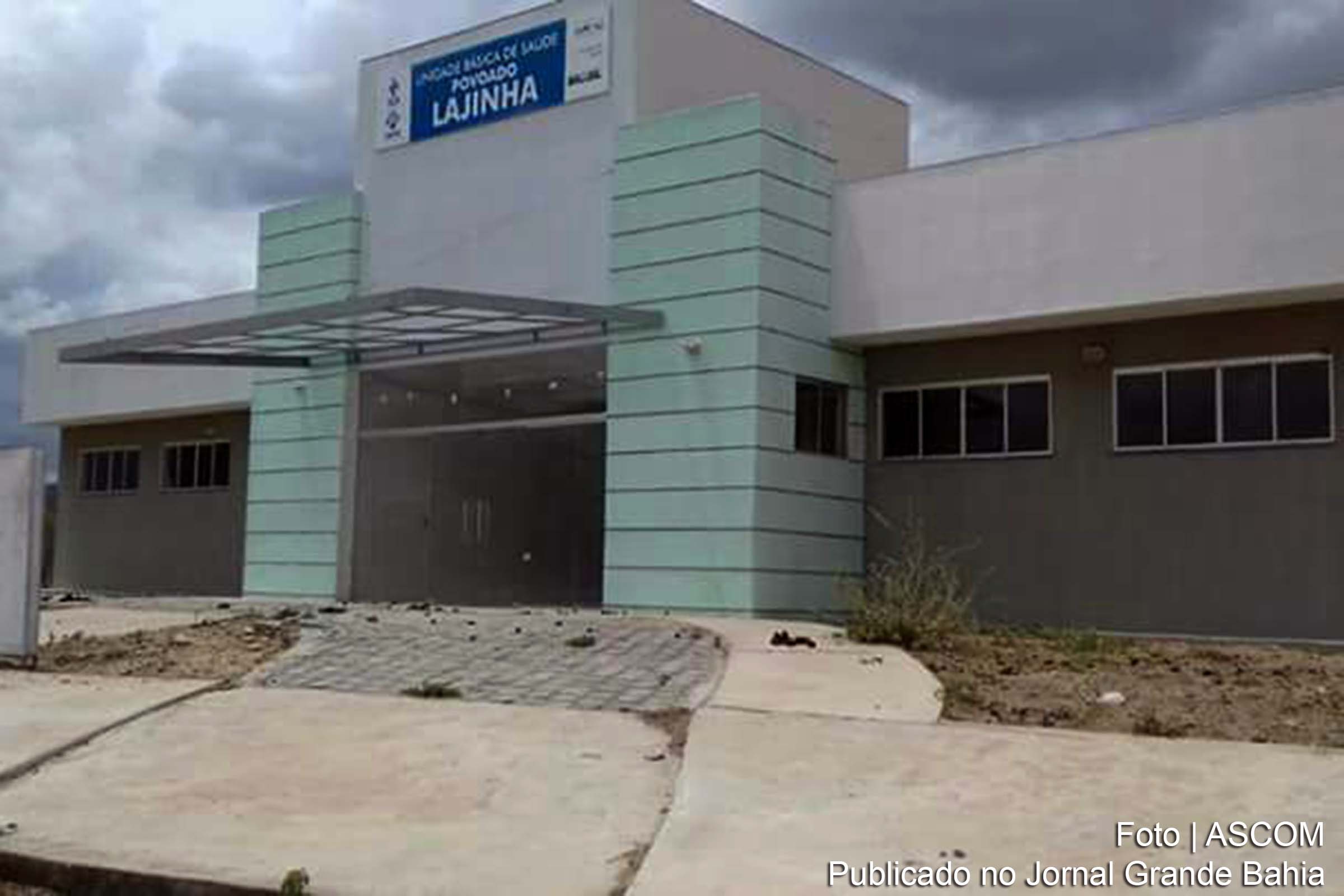 Construção de 6 Unidades Básicas de Saúde (UBS) de Araci está paralisada e obras foram abandonadas, denuncia ex-vereador.