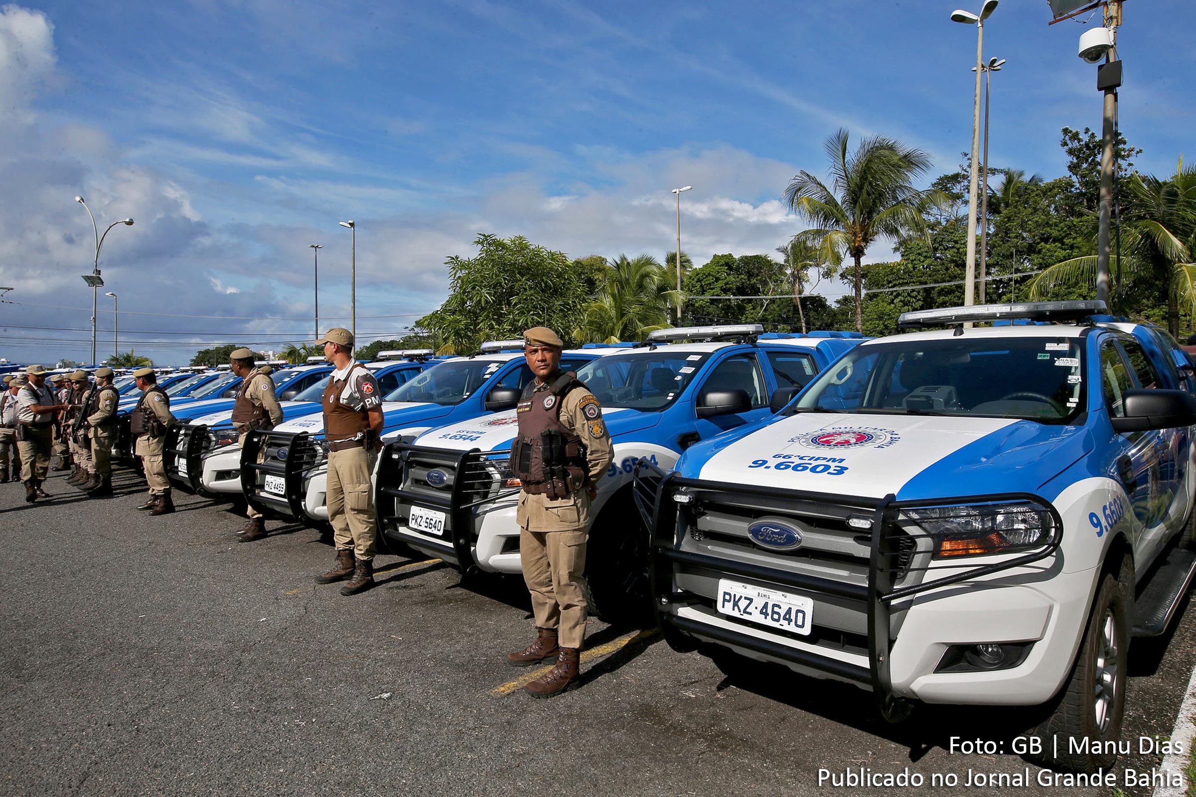Governo da Bahia vai pagar prêmio aos policiais militares, civis e técnicos por redução de mortes.