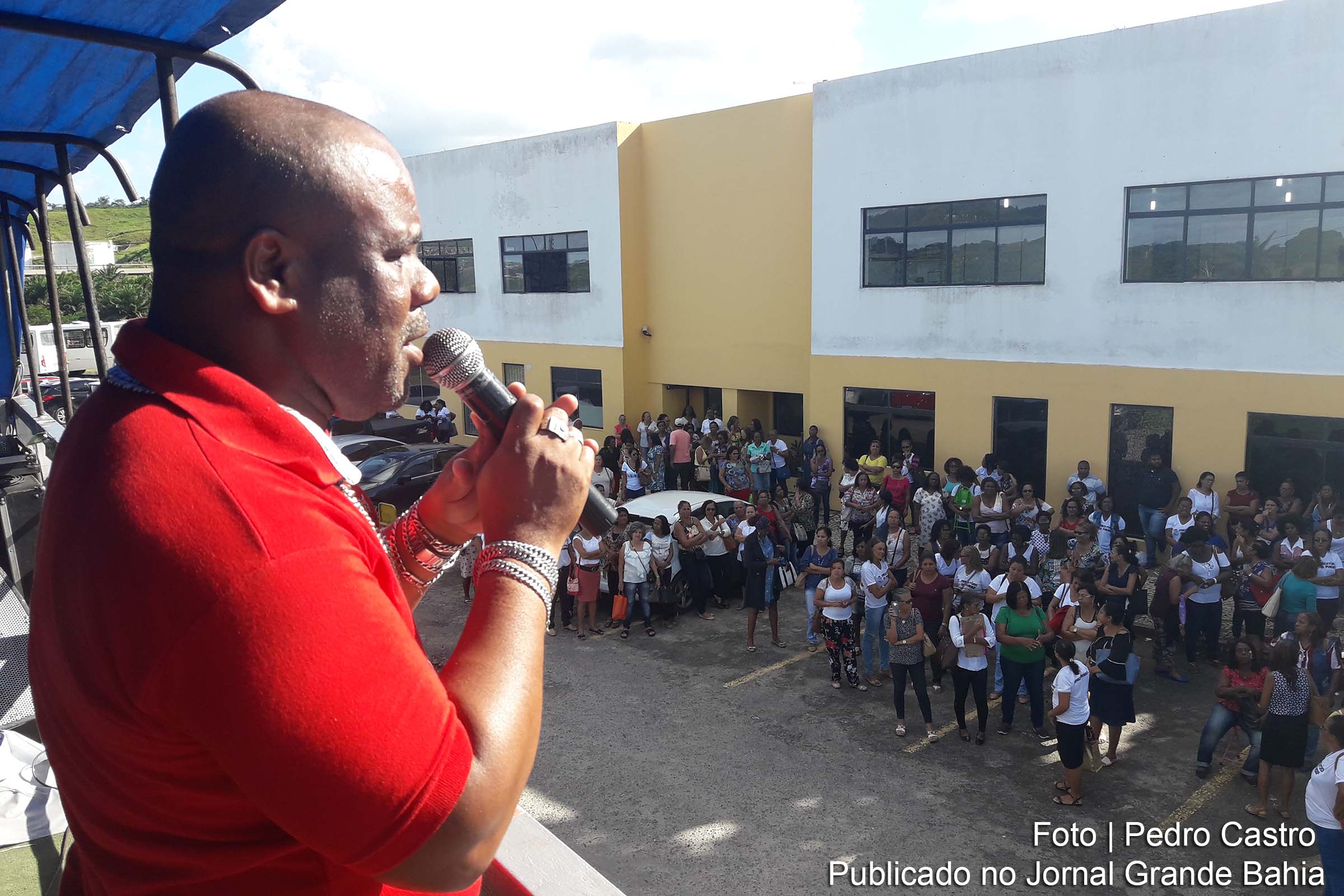 “Após um ano de negociação, prefeito de Candeias não anunciou o valor dos precatórios do FUNDEF para os professores”, denuncia SISEMC