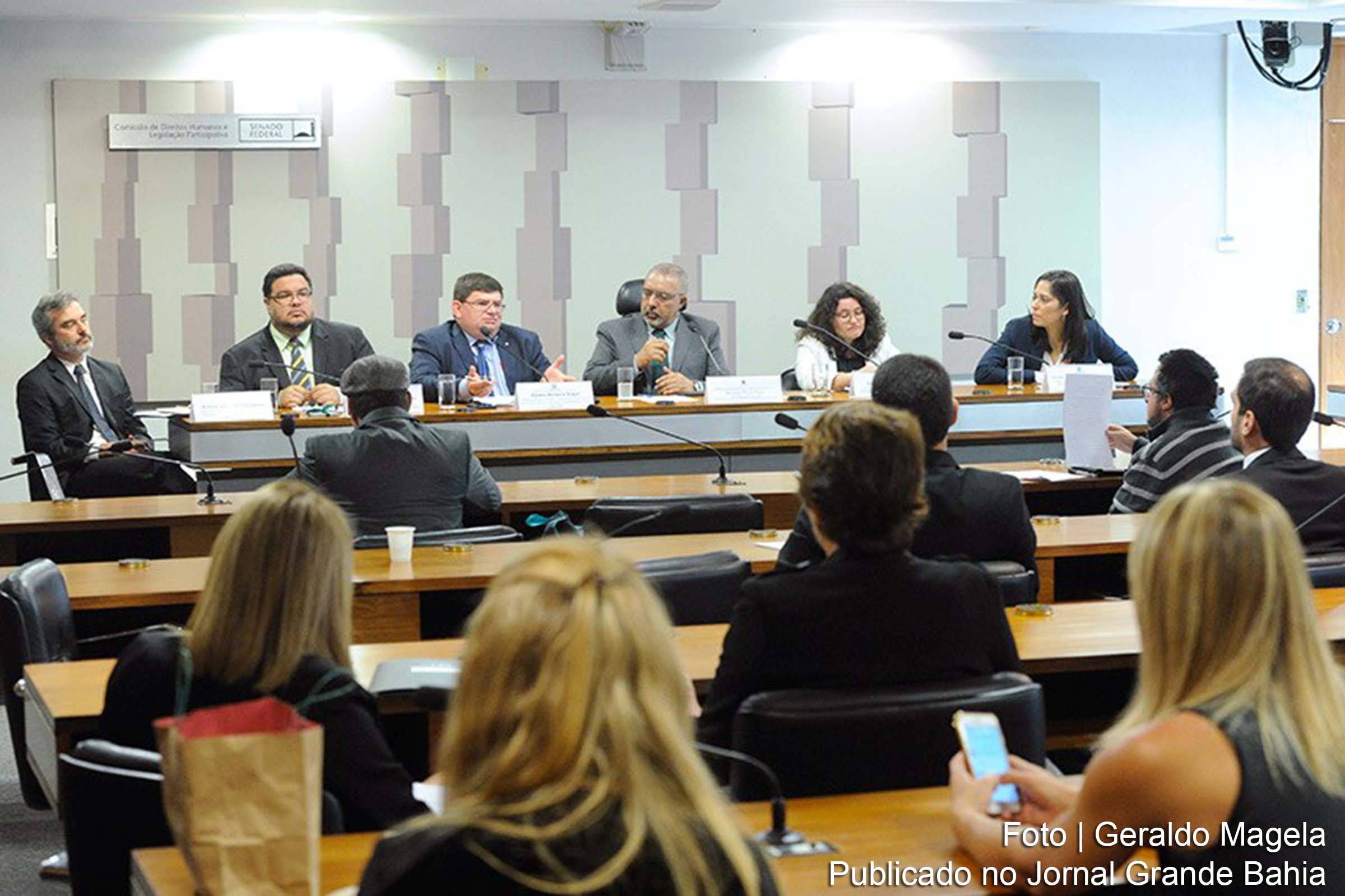 Audiência pública na Comissão de Direitos Humanos (CDH) sobre os efeitos da Emenda 95, que estabelece teto dos gastos públicos, no programa de expansão da Defensoria Pública.