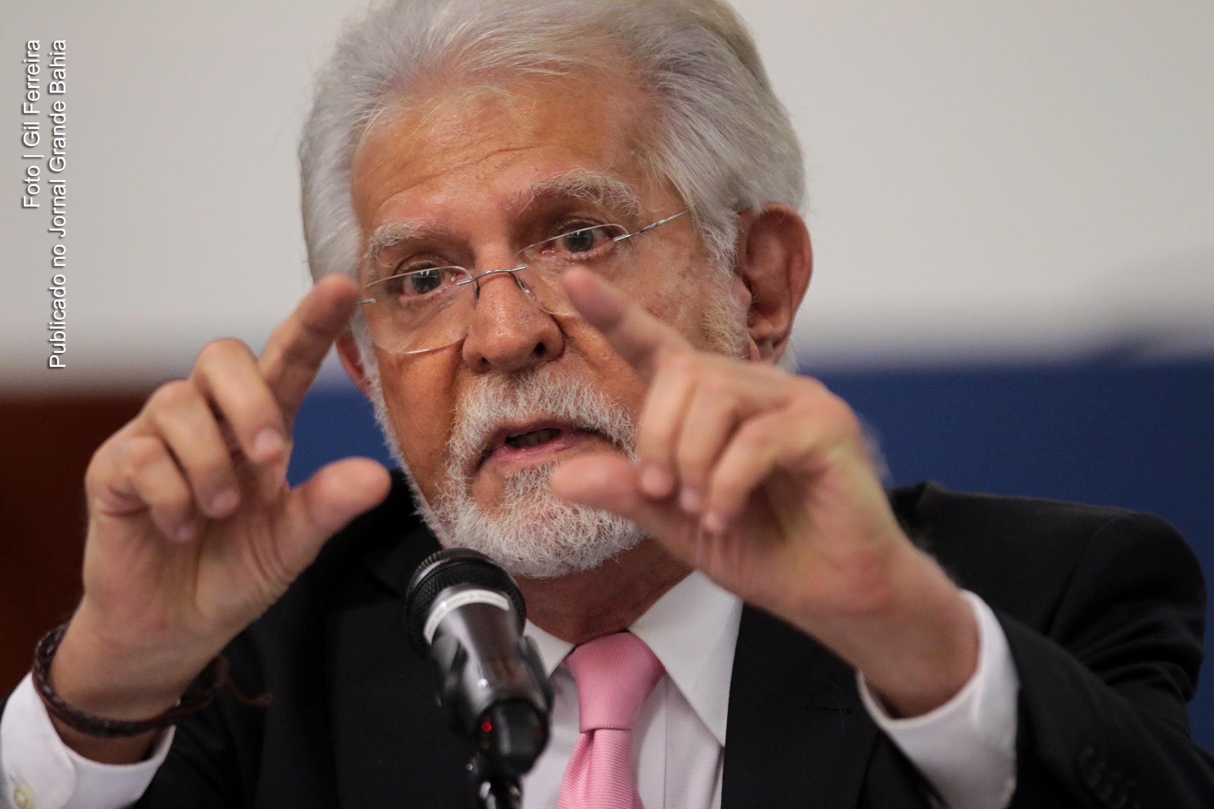 Em 2 de julho, jornalista Domingos Meirelles estreia Repórter Record Investigação; confira vídeo