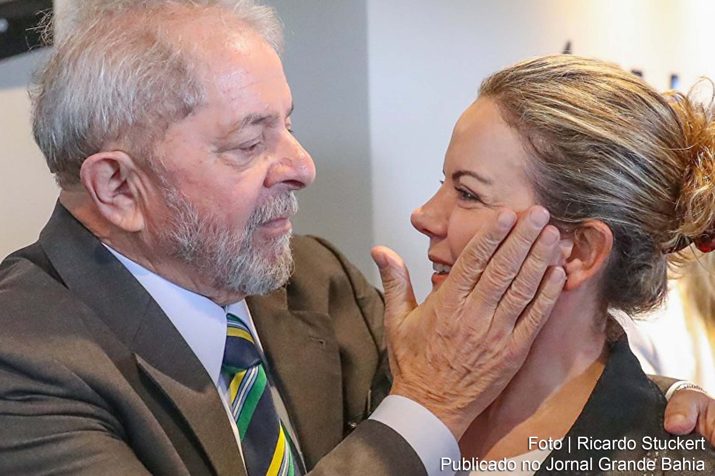 Ex-presidente Lula celebra absolvição de Gleisi Hoffmann e vê ‘vitória’ no caminho da sua busca por habeas corpus