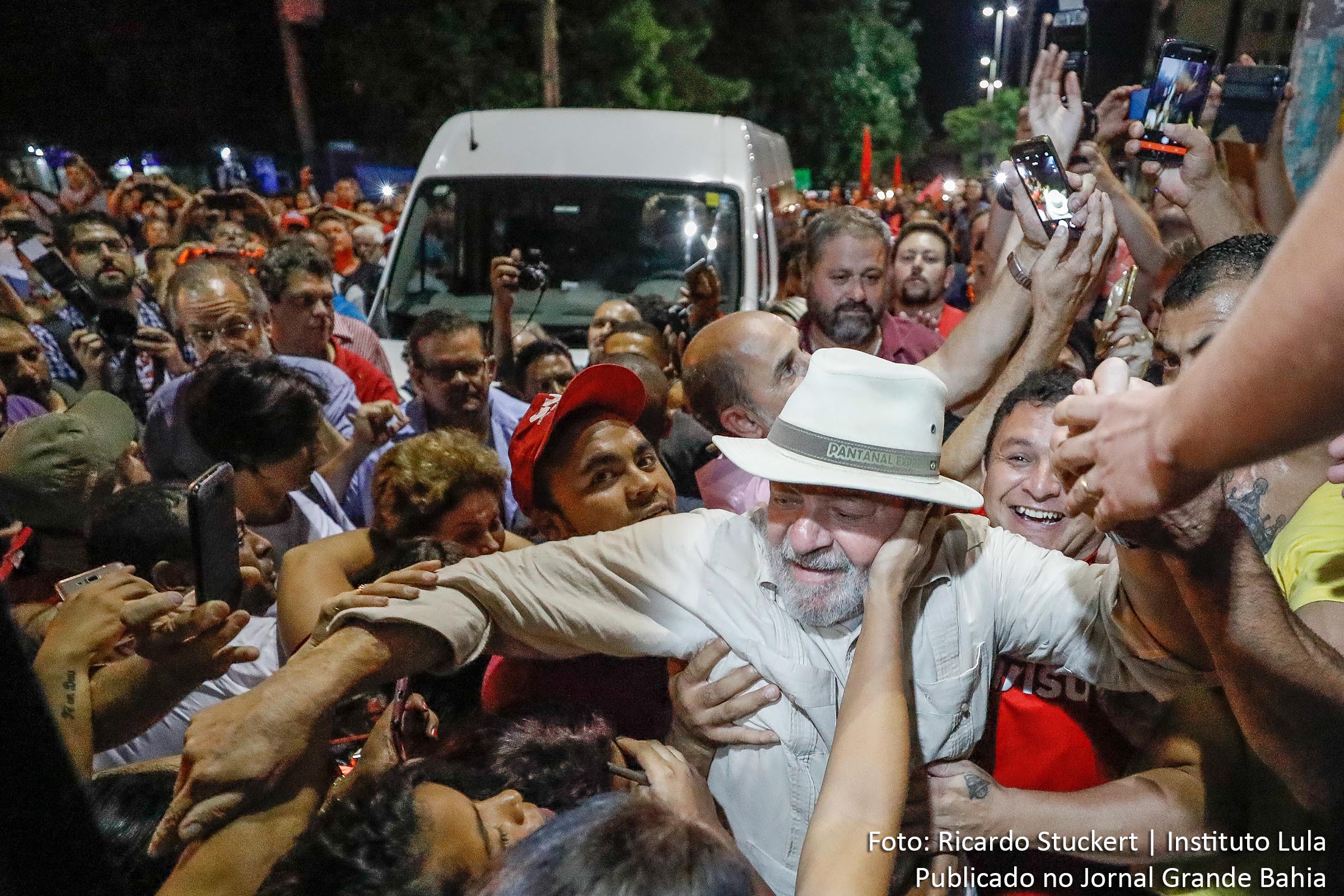 O ex-presidente Lula foi julgado por motivos políticos e não por motivos legais, diz acadêmico