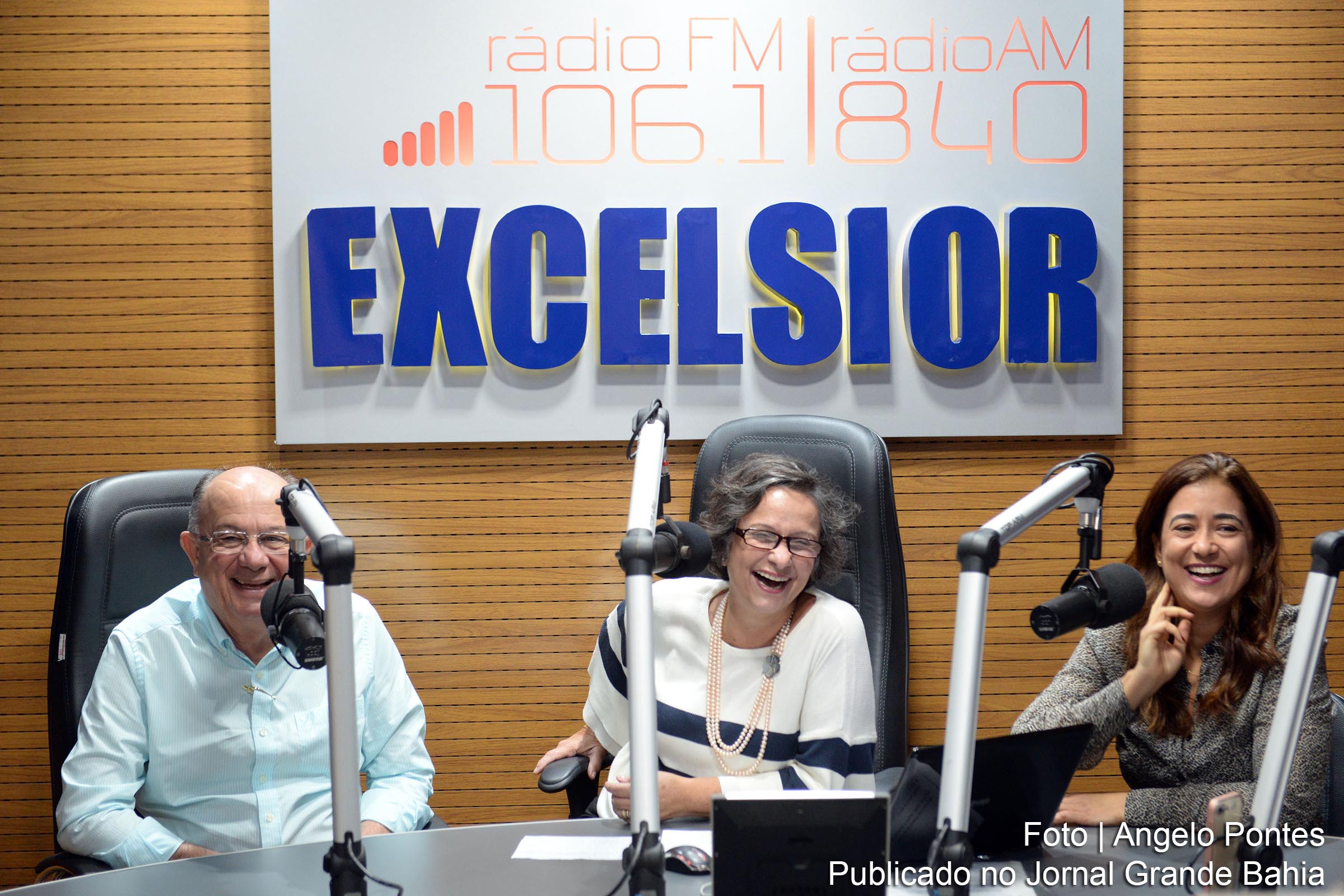 José Ronaldo participa de entrevista na Rádio Excelsior.