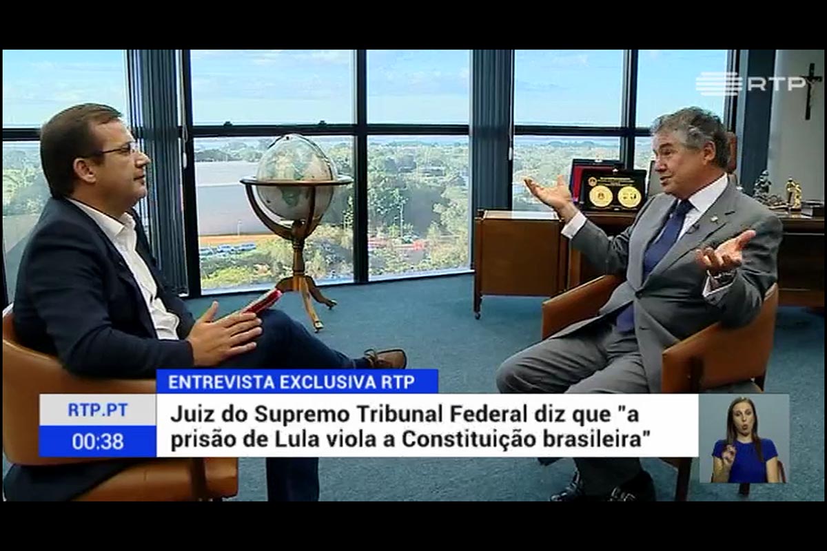 Ministro Marco Aurélio diz que prisão de Lula viola Constituição Federal.