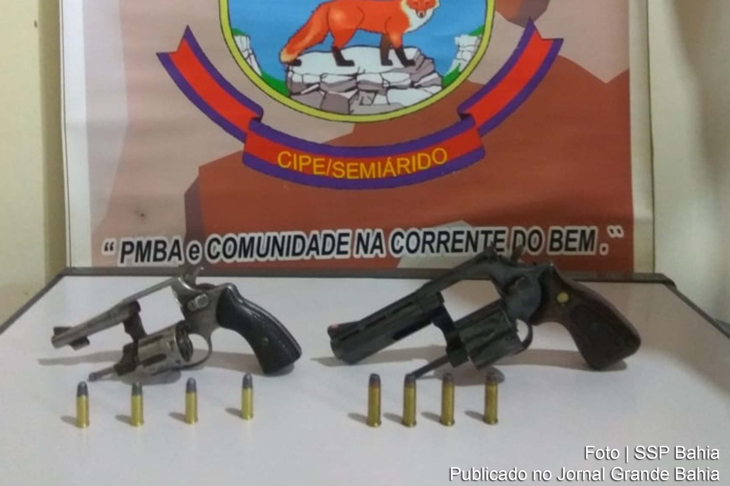 Um criminoso e dois revolveres são retirados das ruas de Mundo Novo pela CIPE Semiárido