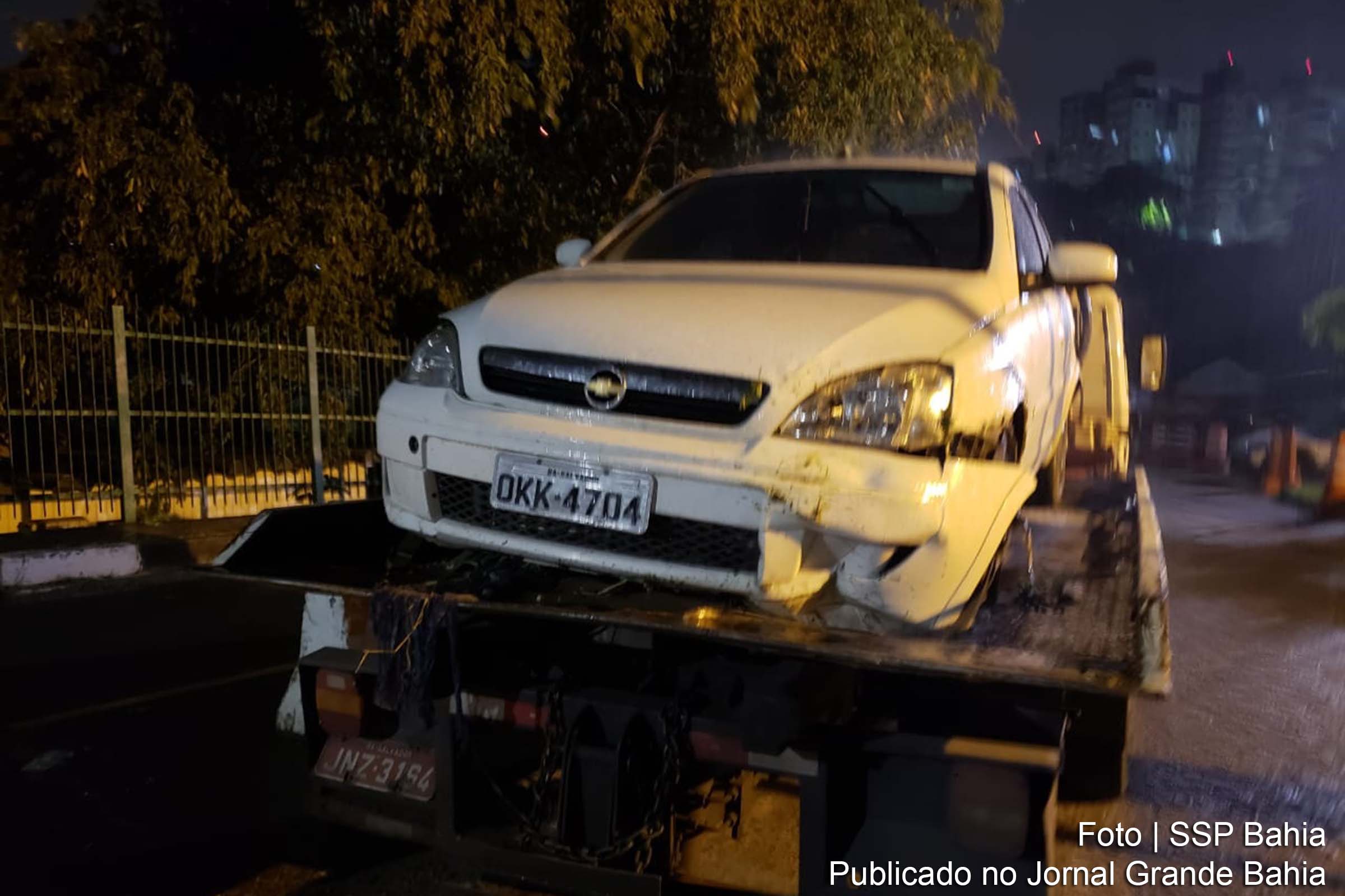 Salvador: 19ª CIPM prende dois homens por assaltos e clonagem de carros